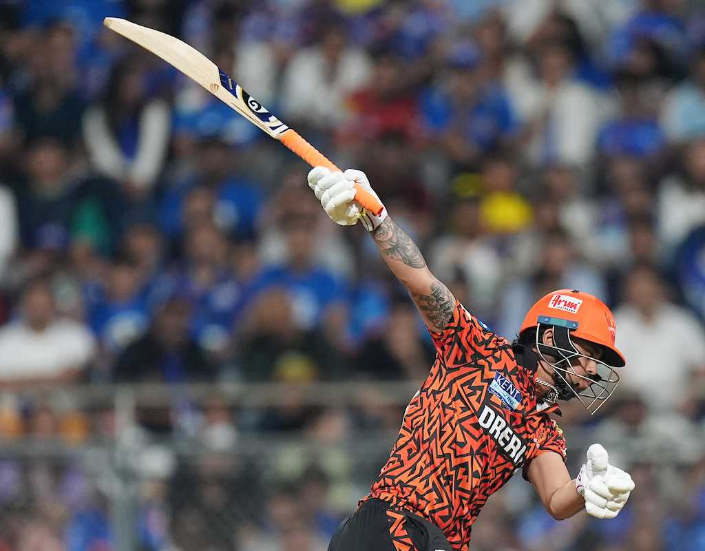 Vettori not expecting 'belters' everywhere, urges SRH to adapt  