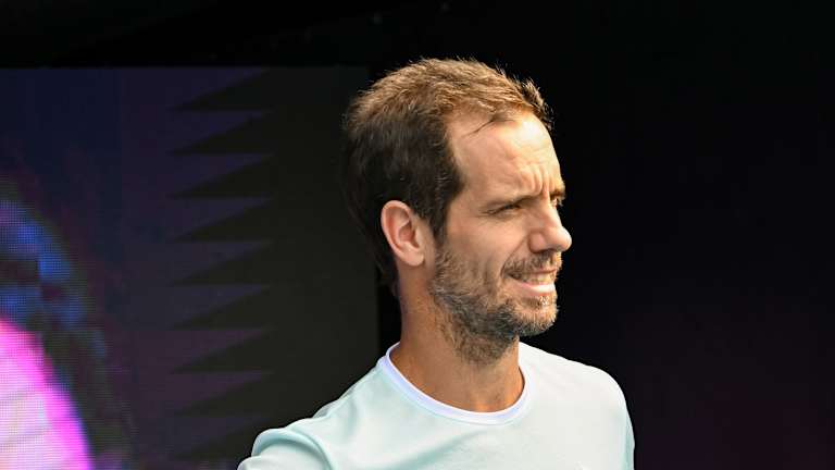 MASTERS '25: Rory McIlroy takes aim at a Grand Slam. Scottie Scheffler goes for another green jacket  