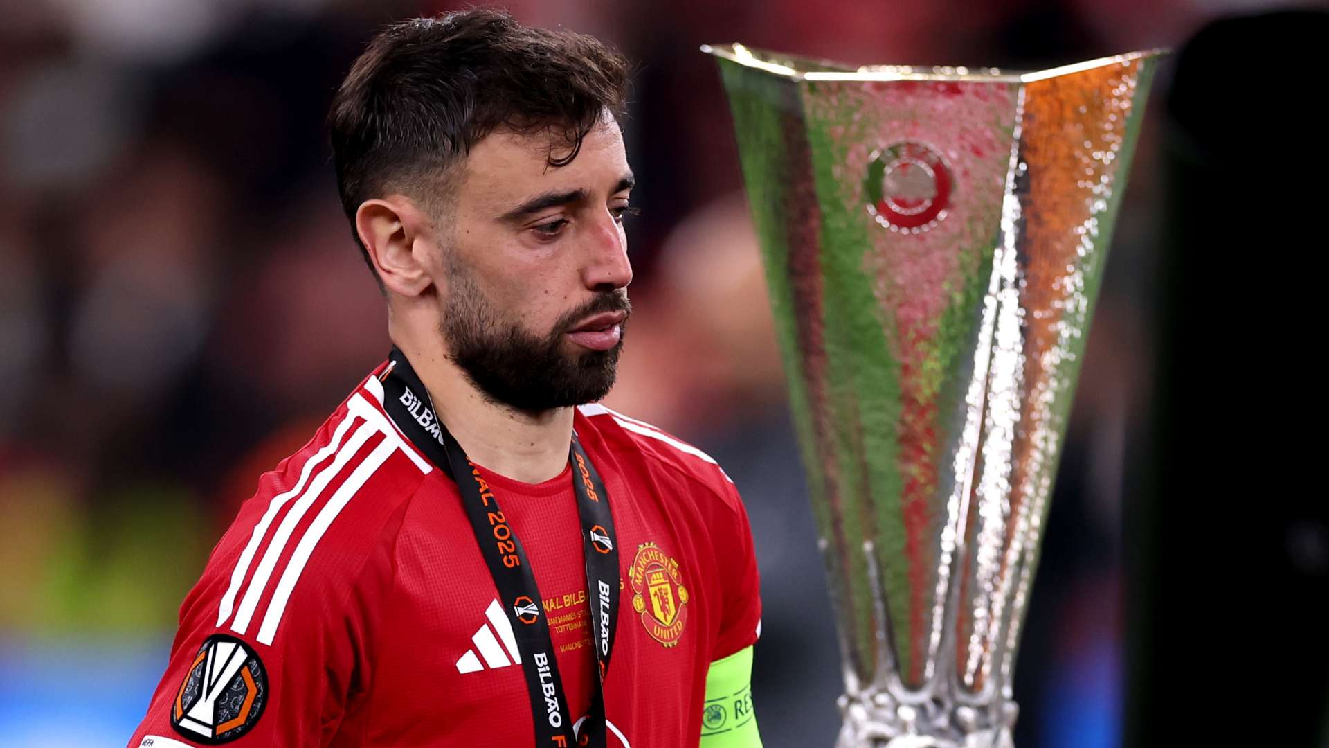 Fernandes makes shock admission about Man Utd future  
