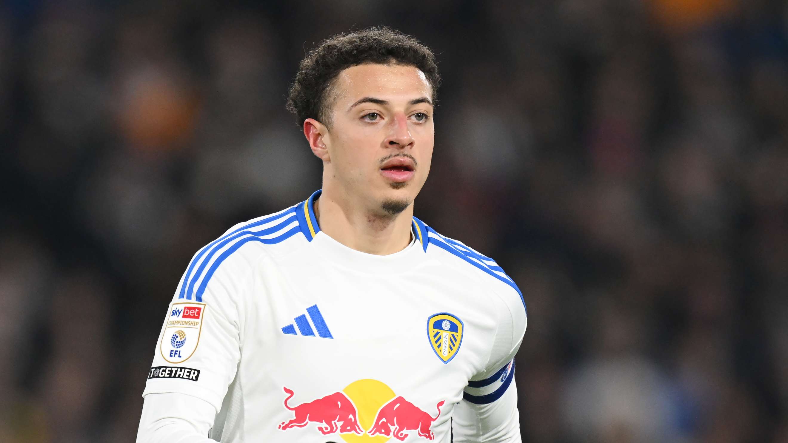 Leeds respond to photo of Ampadu's son wearing Galatasaray top  