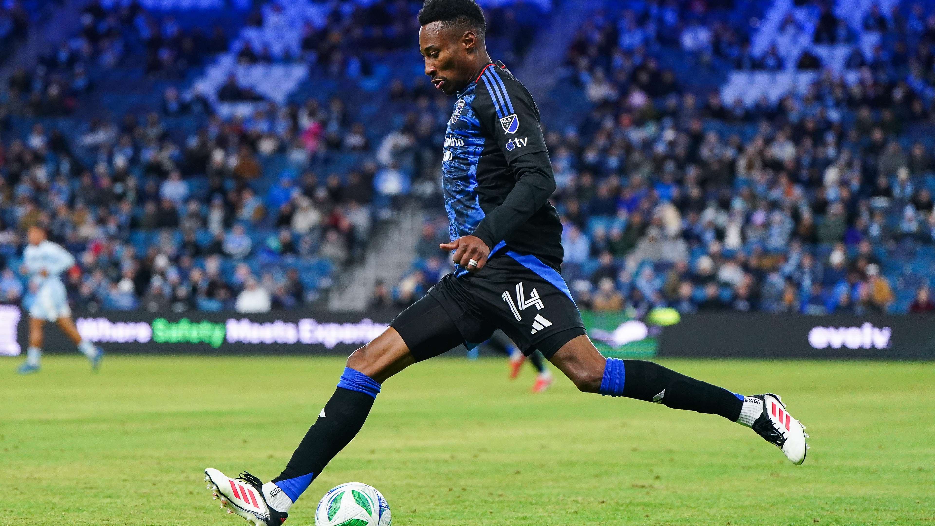 Kaye scores spectacular Olympico during SJ's training session  