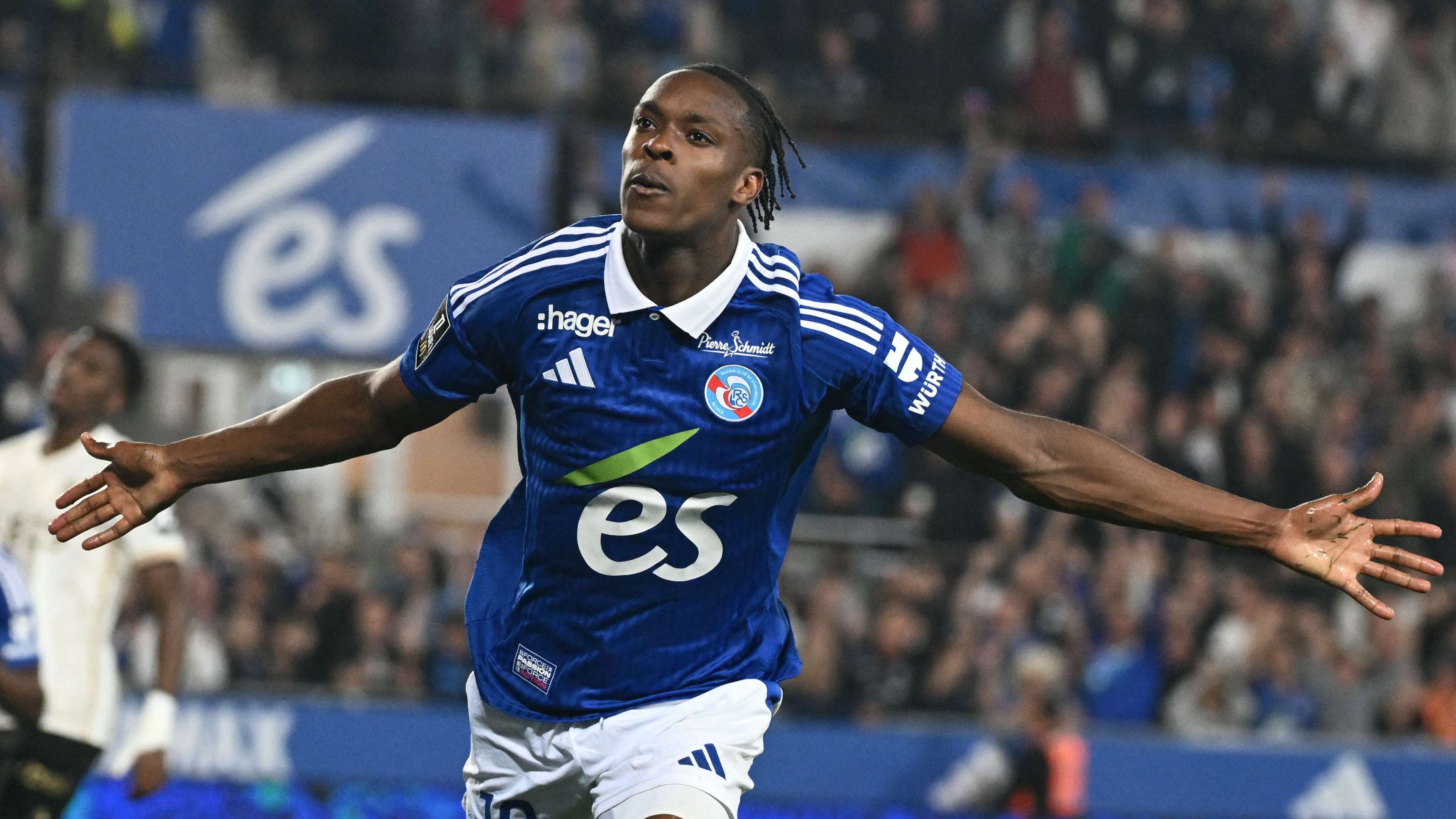 Chelsea in talks with Strasbourg striker Emegha  