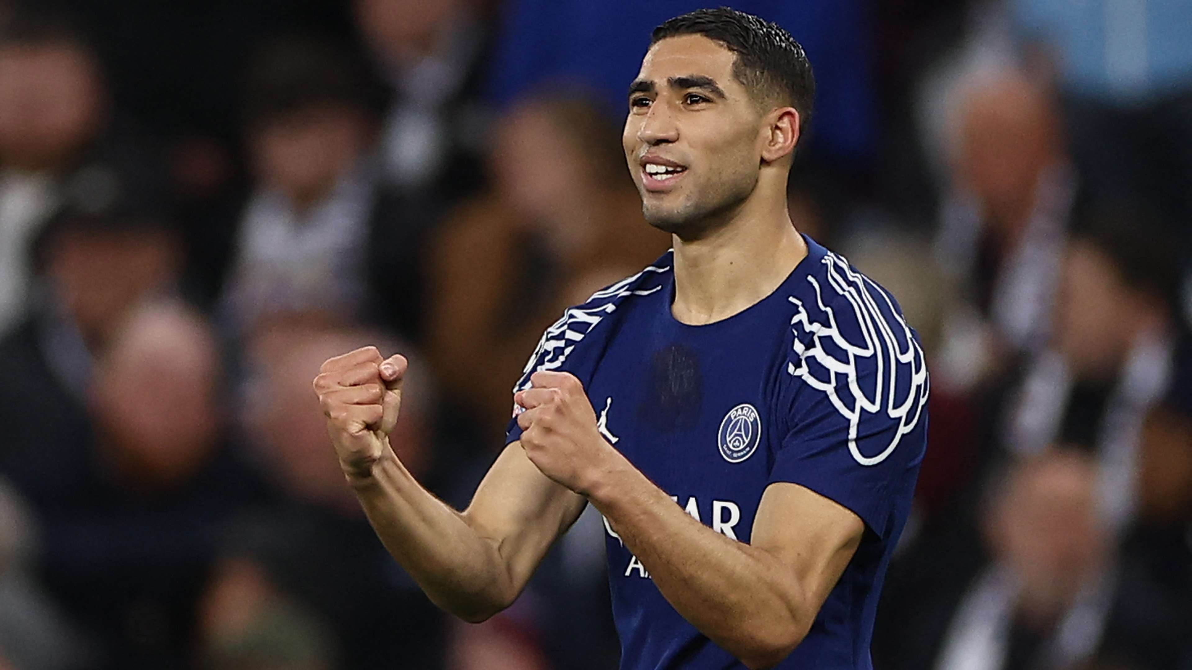 How much does Achraf Hakimi earn at PSG?  