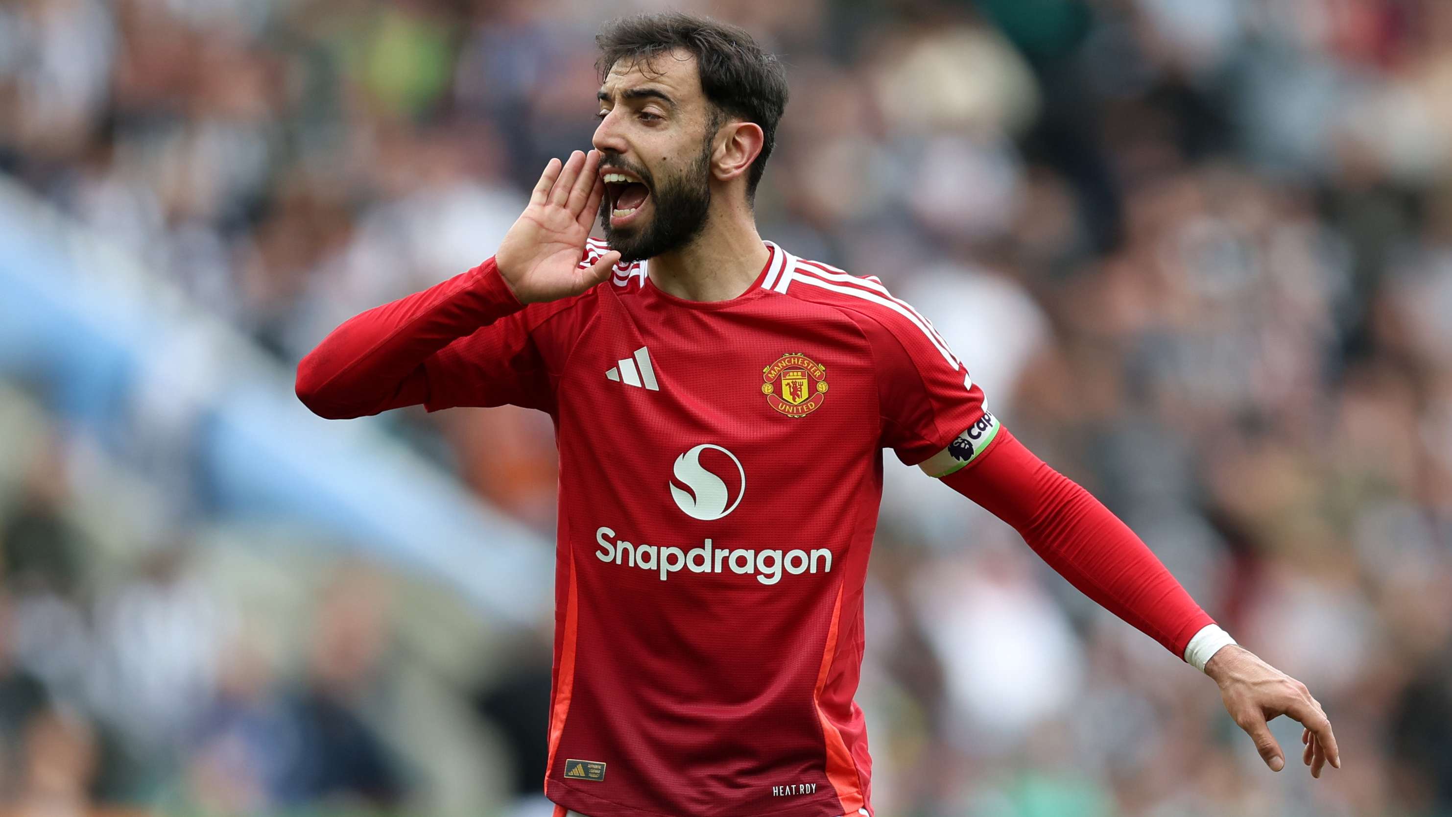 Revealed: Fernandes offered £65m-a-year salary by Al-Hilal  