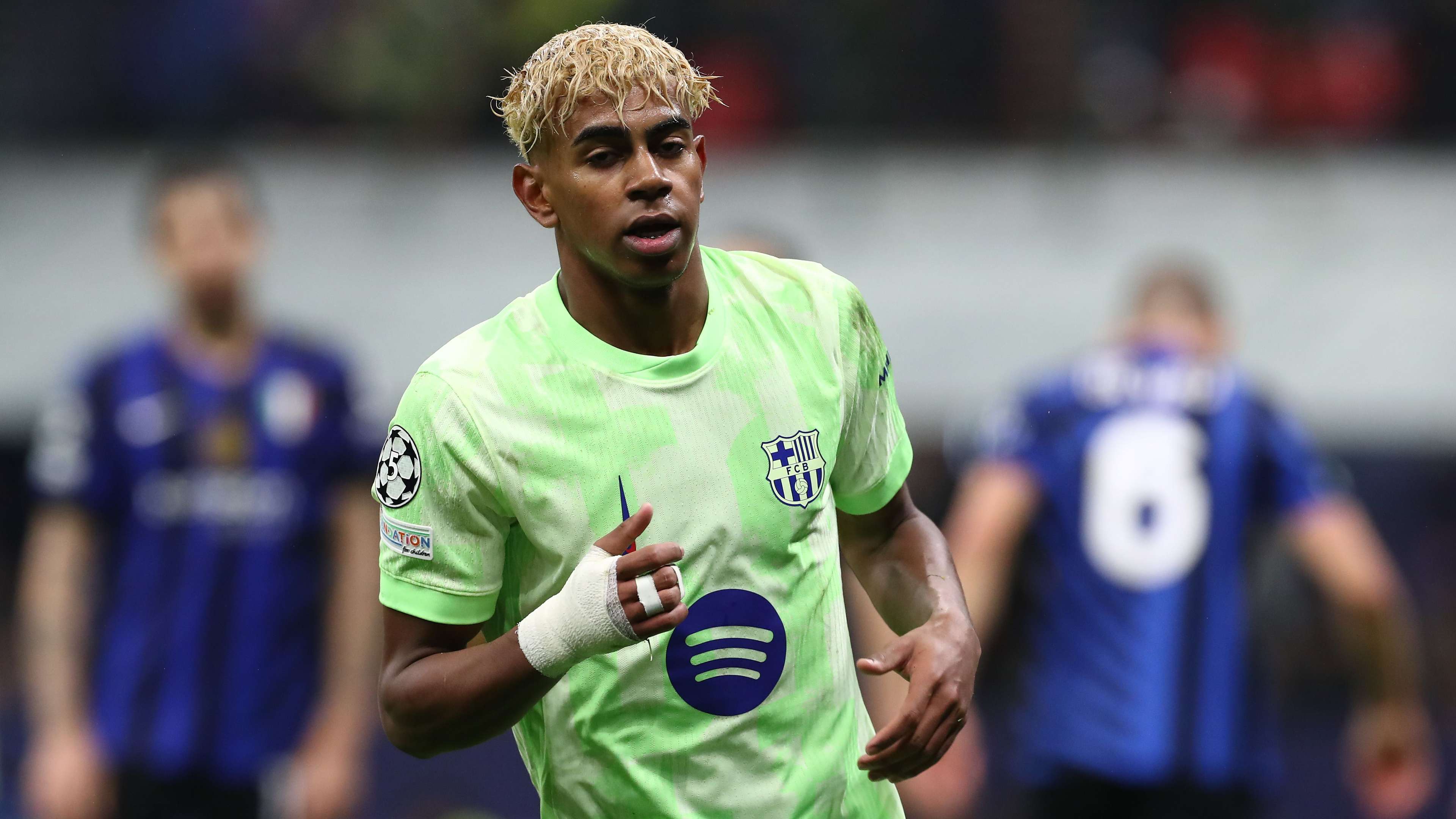 Never in doubt! Yamal signs new long-term Barcelona deal  