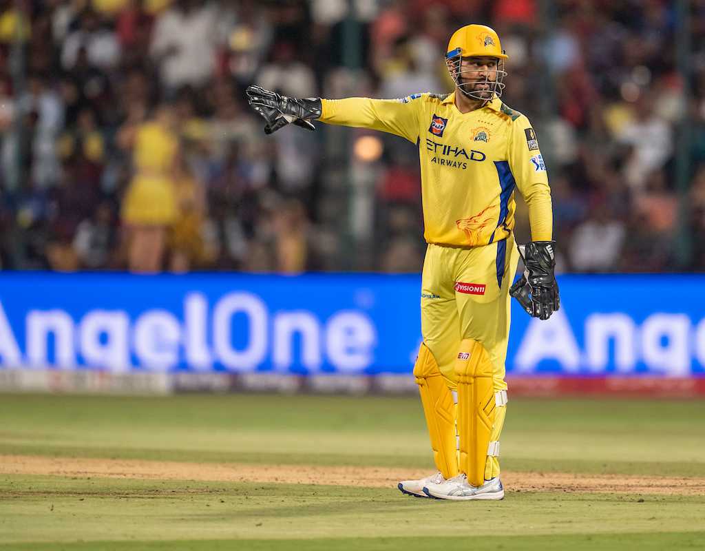Important to be practical, identify what has gone wrong - Dhoni  