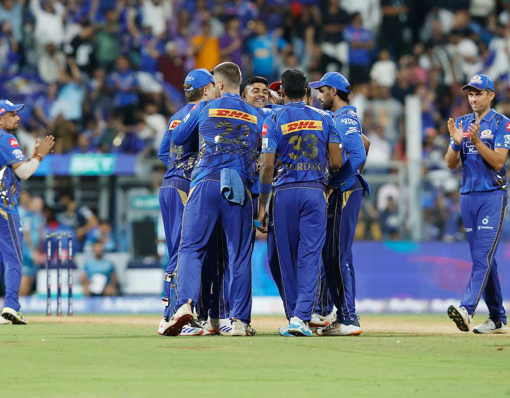 MI and DC clash at Wankhede with qualification on the line  