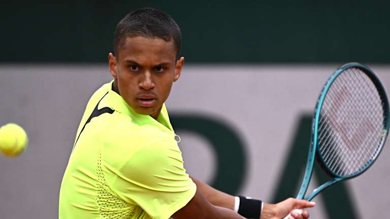 Style Guide: Naomi Osaka clips her sakura-themed nails during Roland Garros defeat  