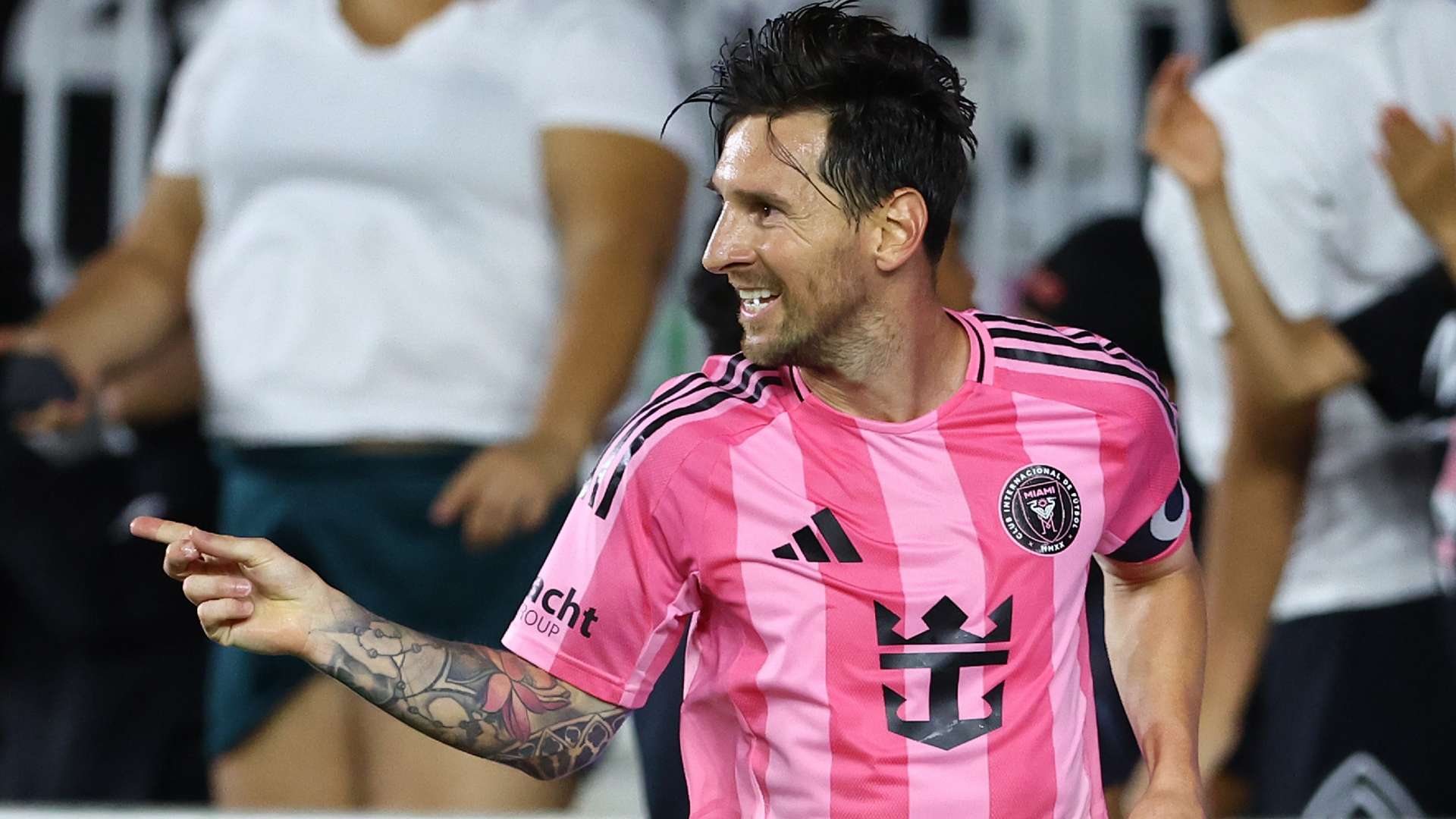Messi's 'glorious' homecoming talked up by Newell's president  
