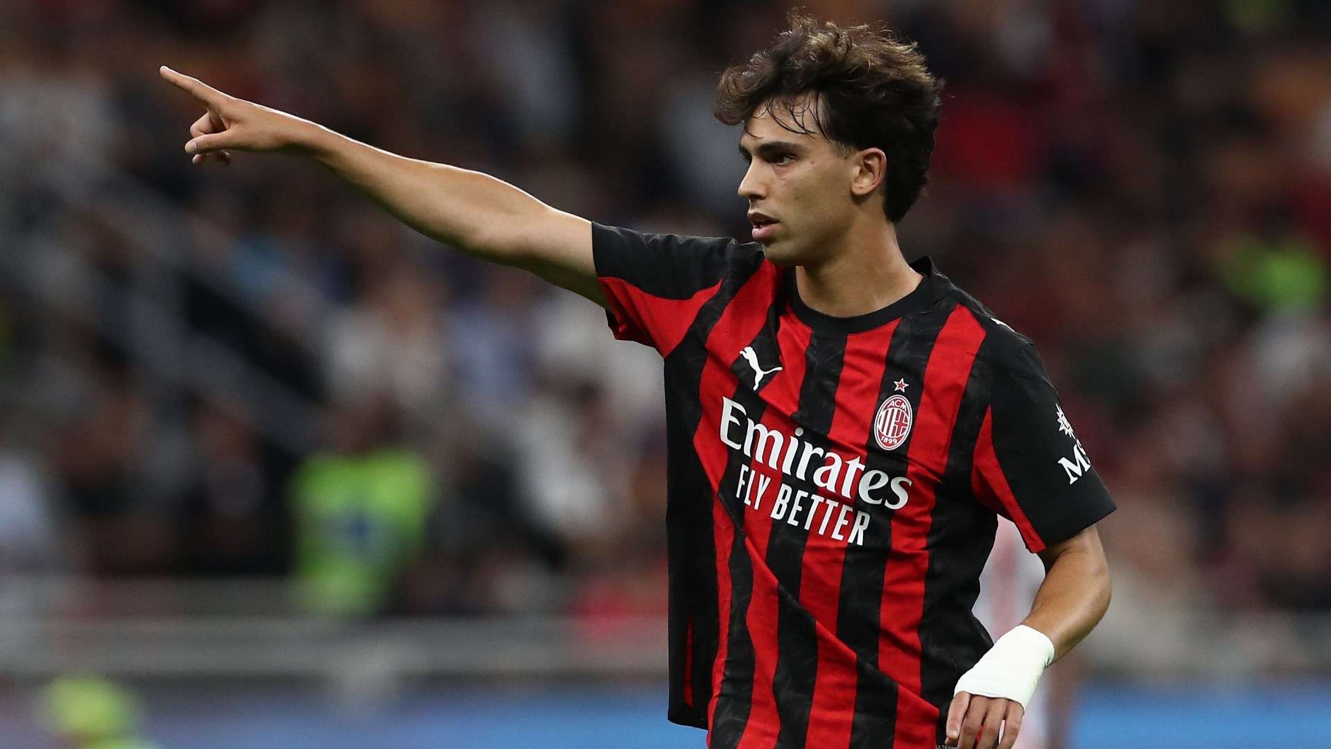 Benfica eye Felix reunion amid struggles in Milan & London  