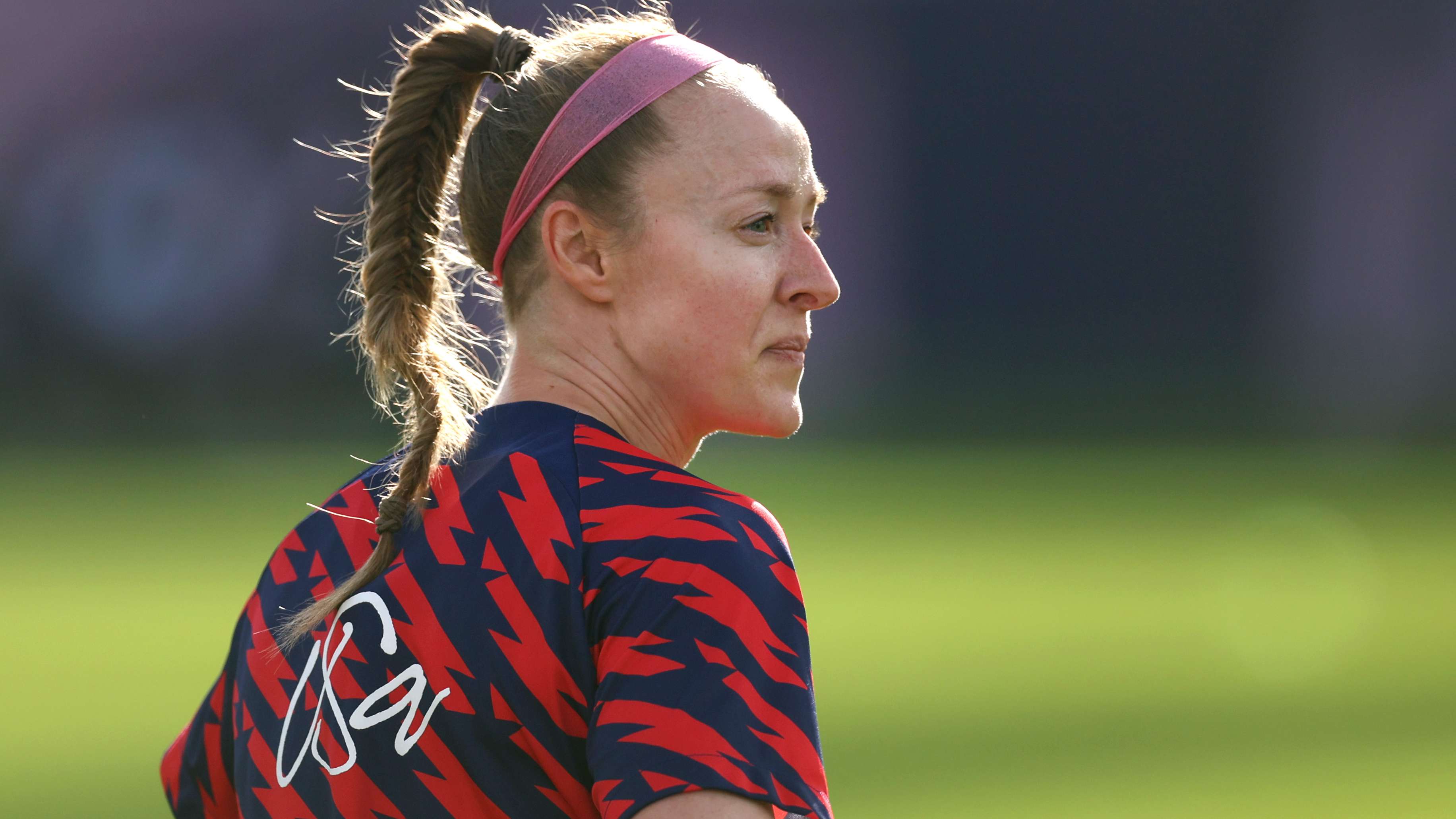 Henry praises Sauerbrunn's legendary career in a video tribute  