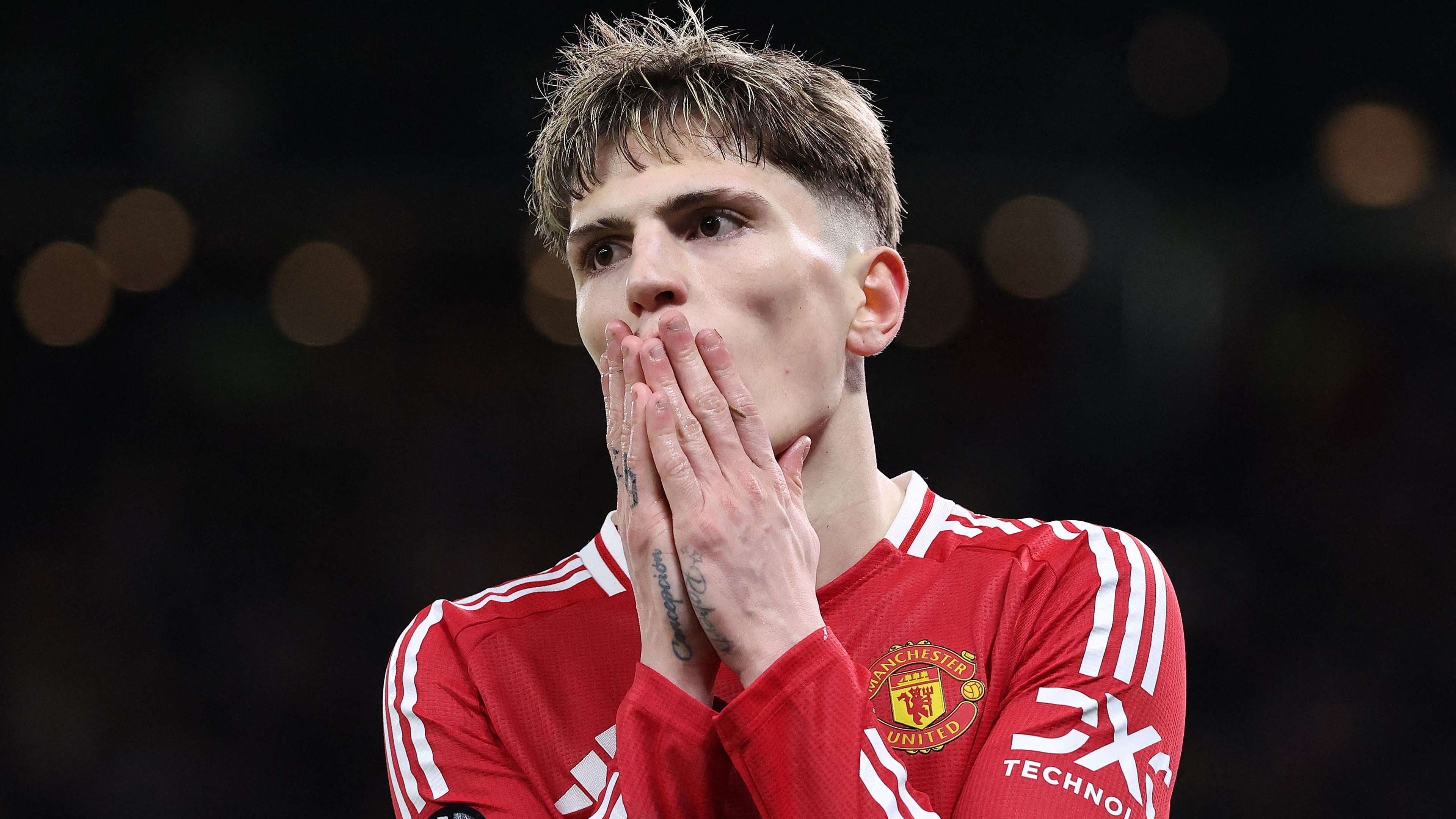 Man Utd set steep price tag for Garnacho amid Chelsea & Atletico interest  