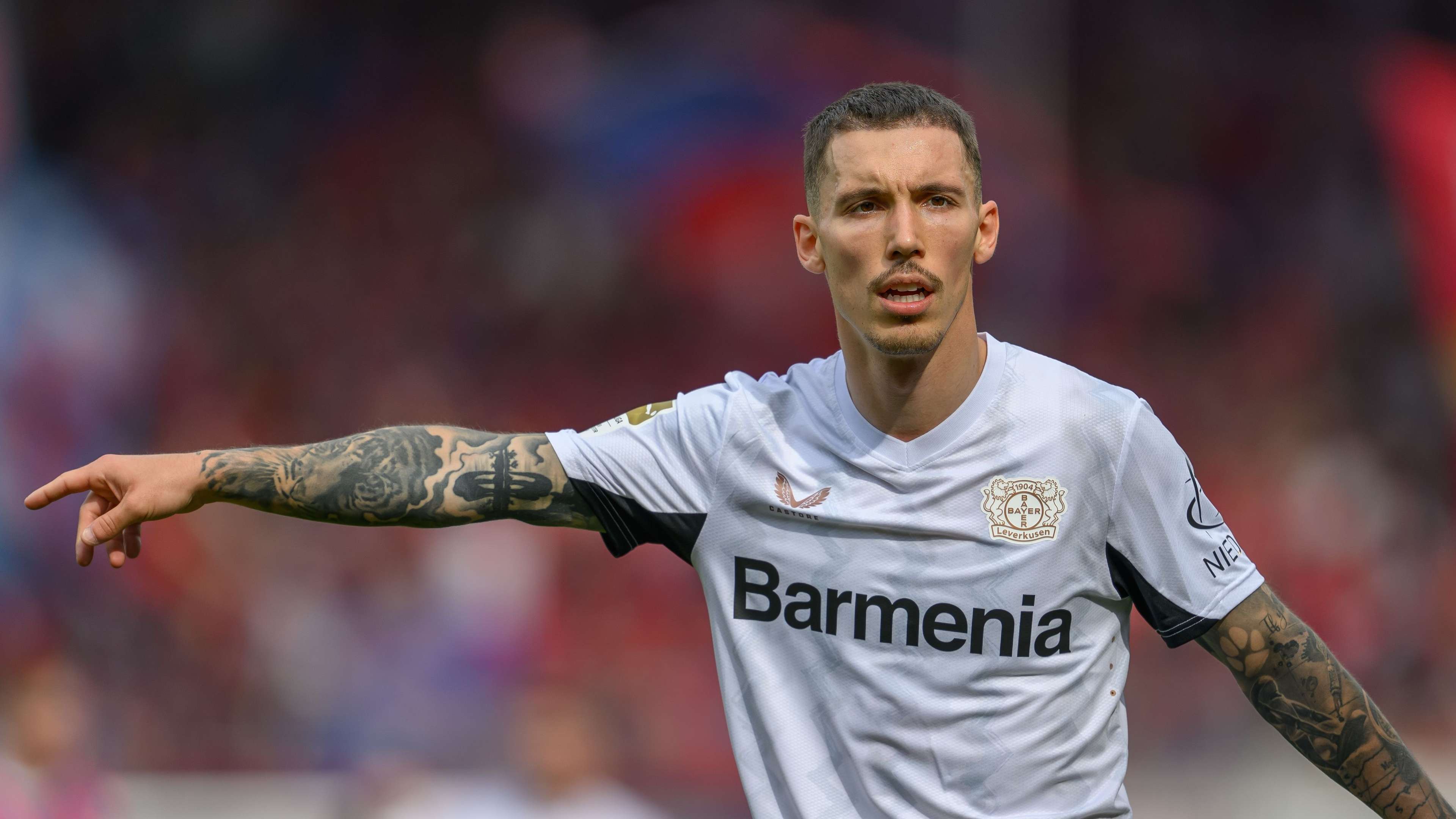 Barca to launch bid to land Real Madrid target in cut-price €18m deal  