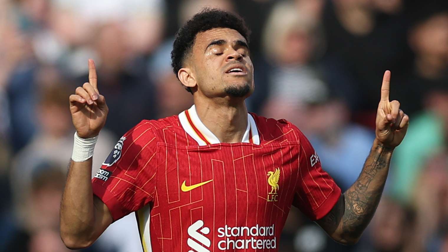 Barca need one big sale to finance Luis Diaz deal  