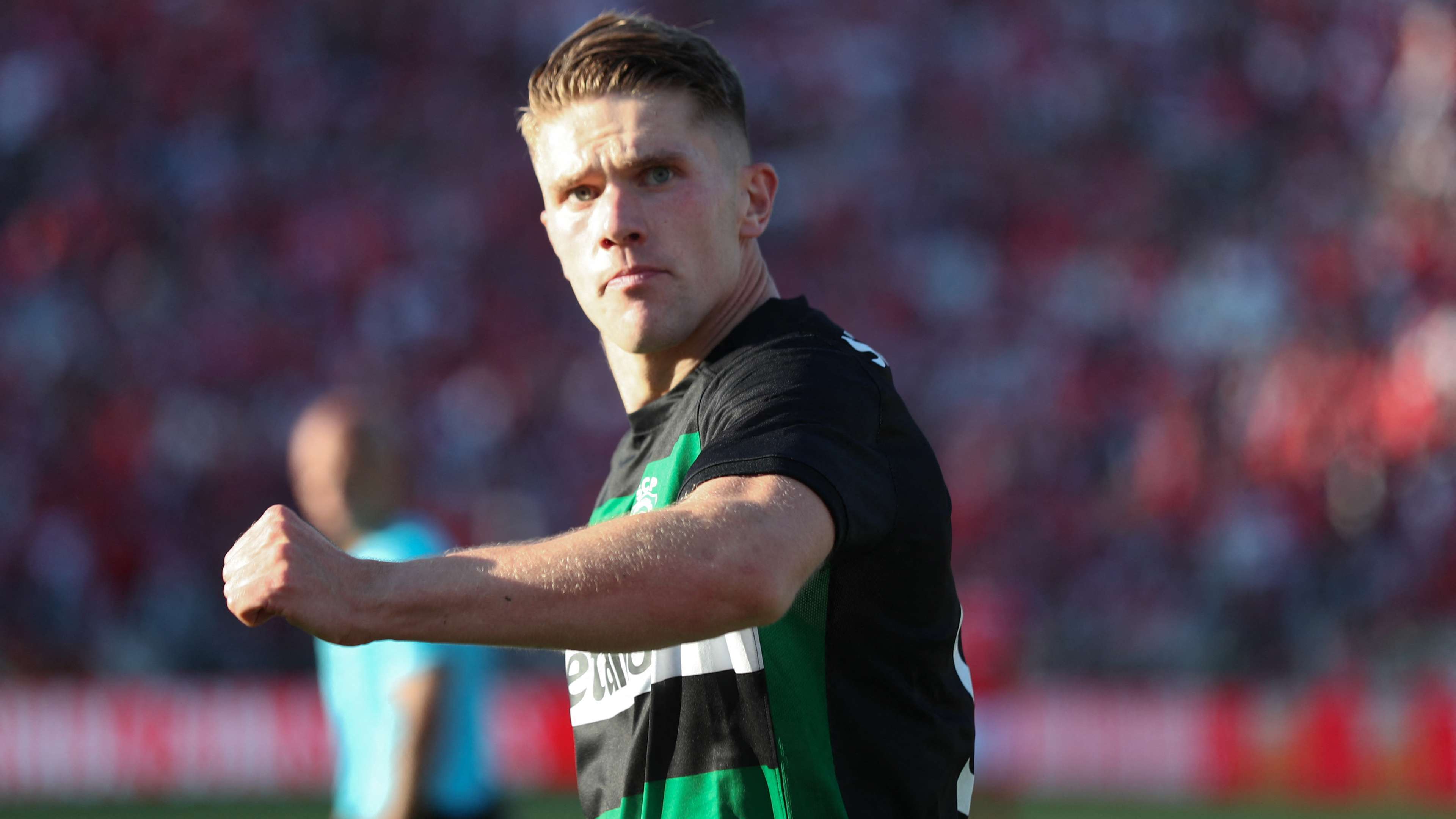 Gyokeres expected to join Man Utd reveals singer Tom Grennan  