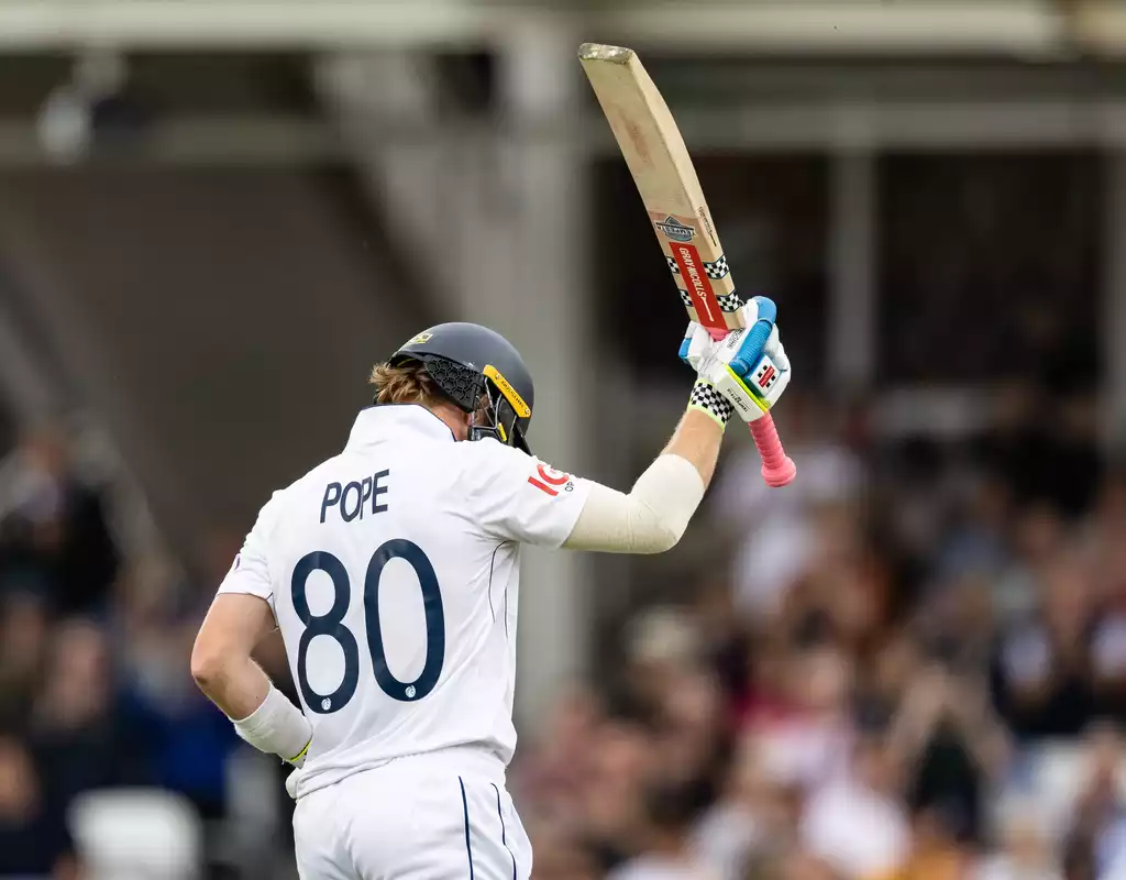 Pope retains No.3 spot; Carse set for home 'debut'  