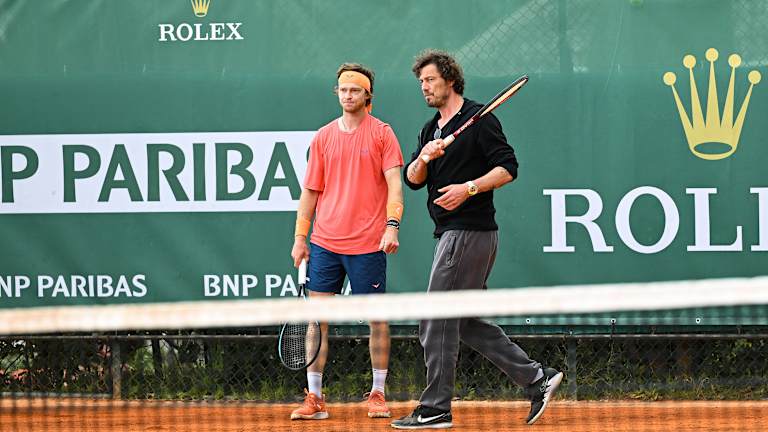 Preview: Roland Garros finalists return to action for 2025 Wimbledon warm-ups  