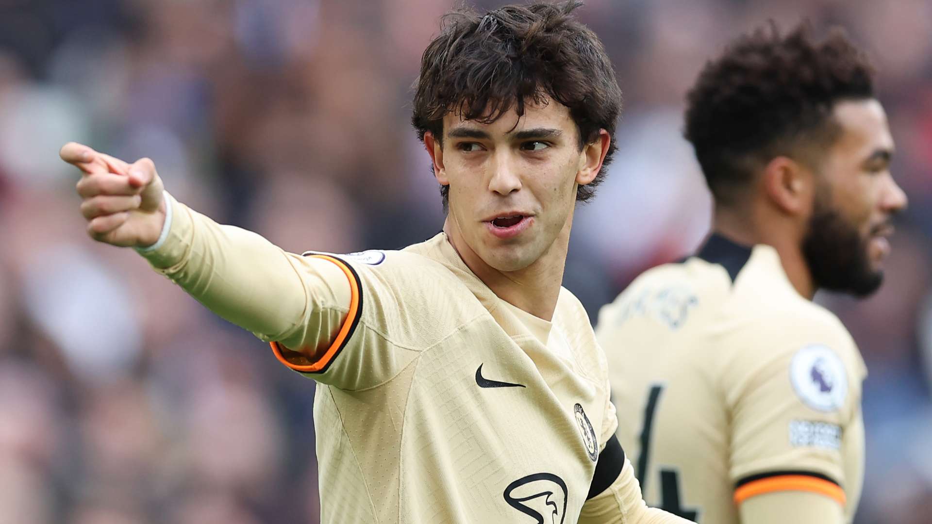 Chelsea stand firm on Joao Felix demand as Benfica still €13m short  