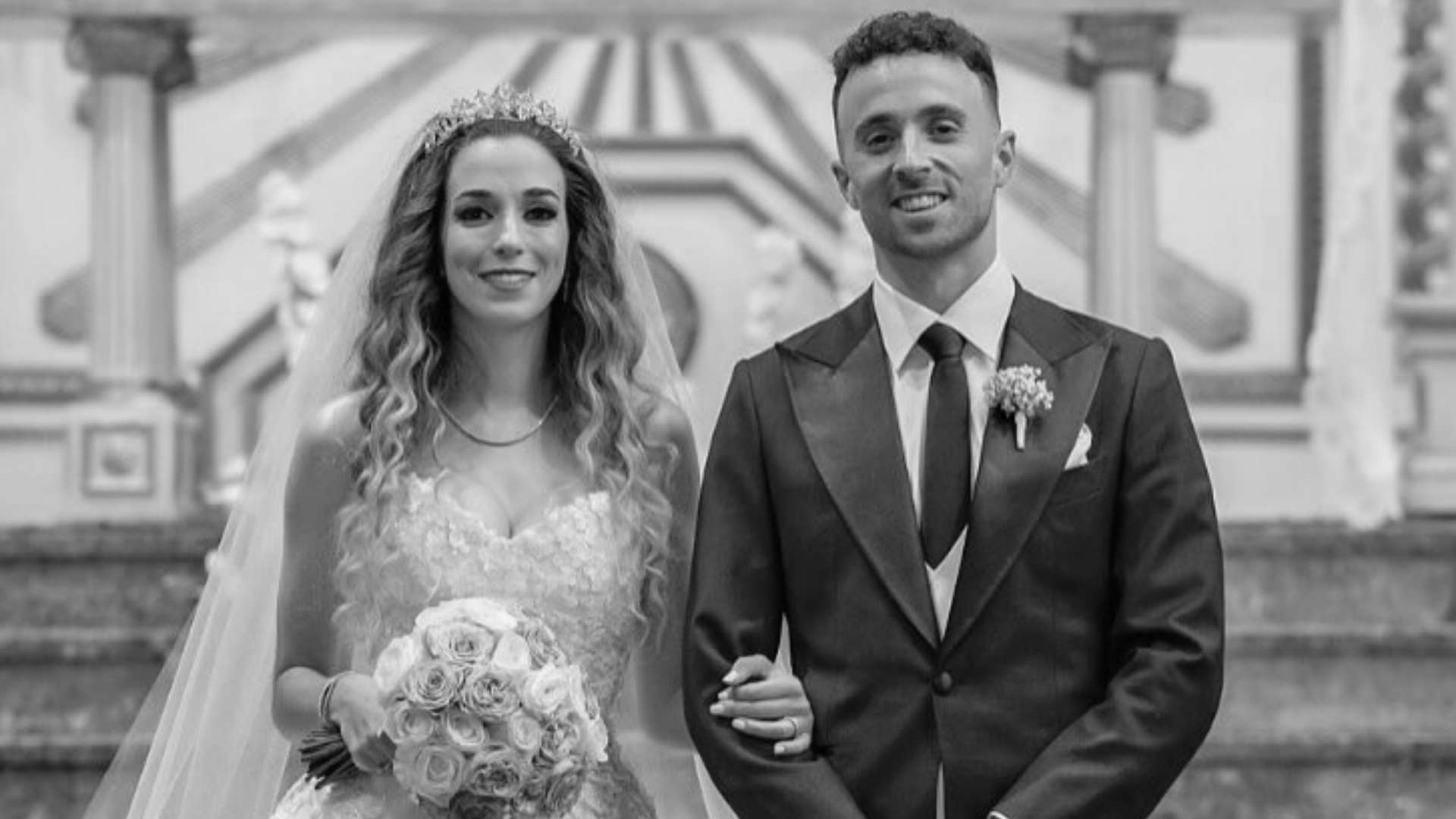Jota's wife joins Liverpool stars at Anfield to pay tribute  