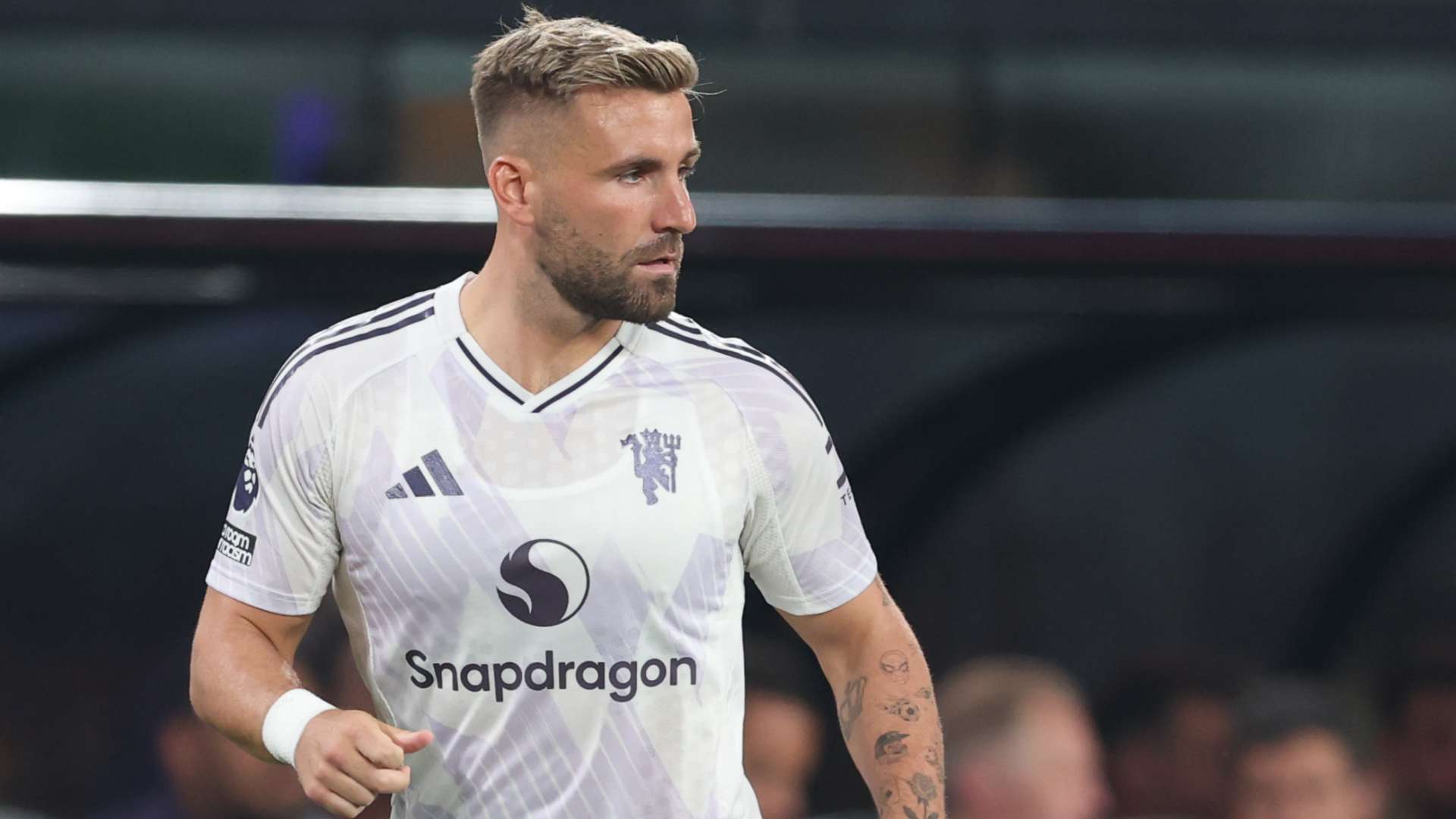 Shaw boldly claims Man Utd are aiming for PL glory in 2025-26  