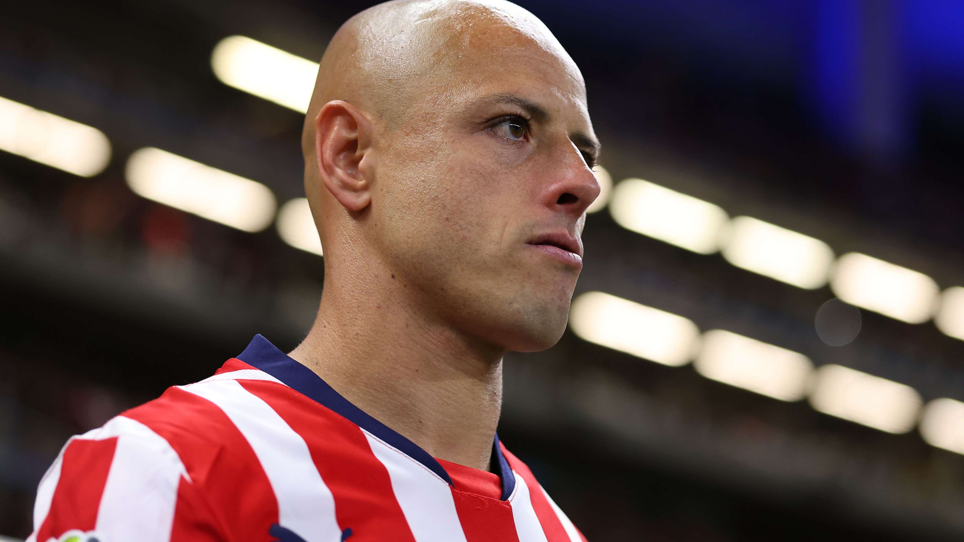 Chicharito apologizes after backlash over sexist comments  