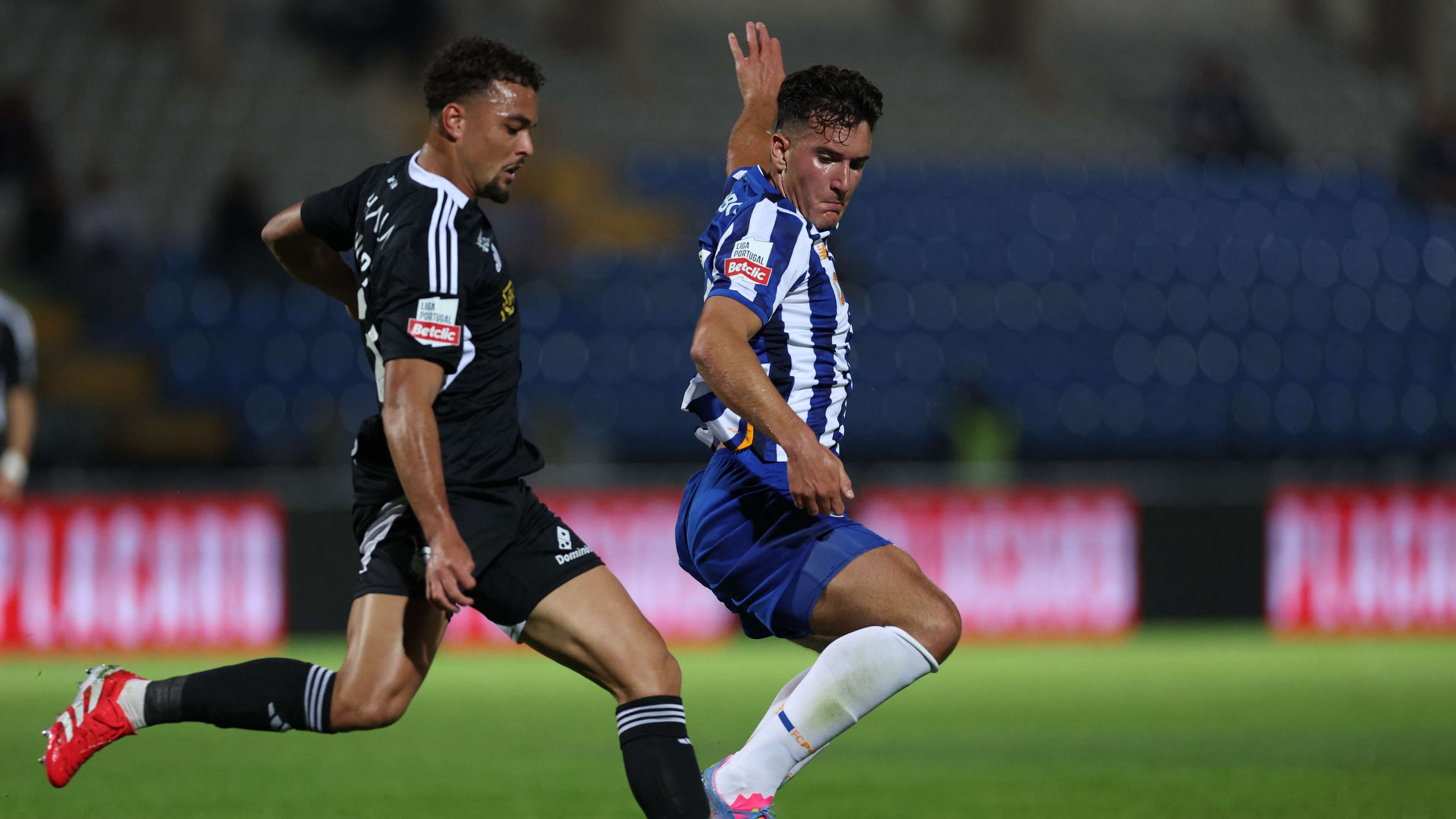 Lyon land ex-Barca & Newcastle star's son in €3m deal  