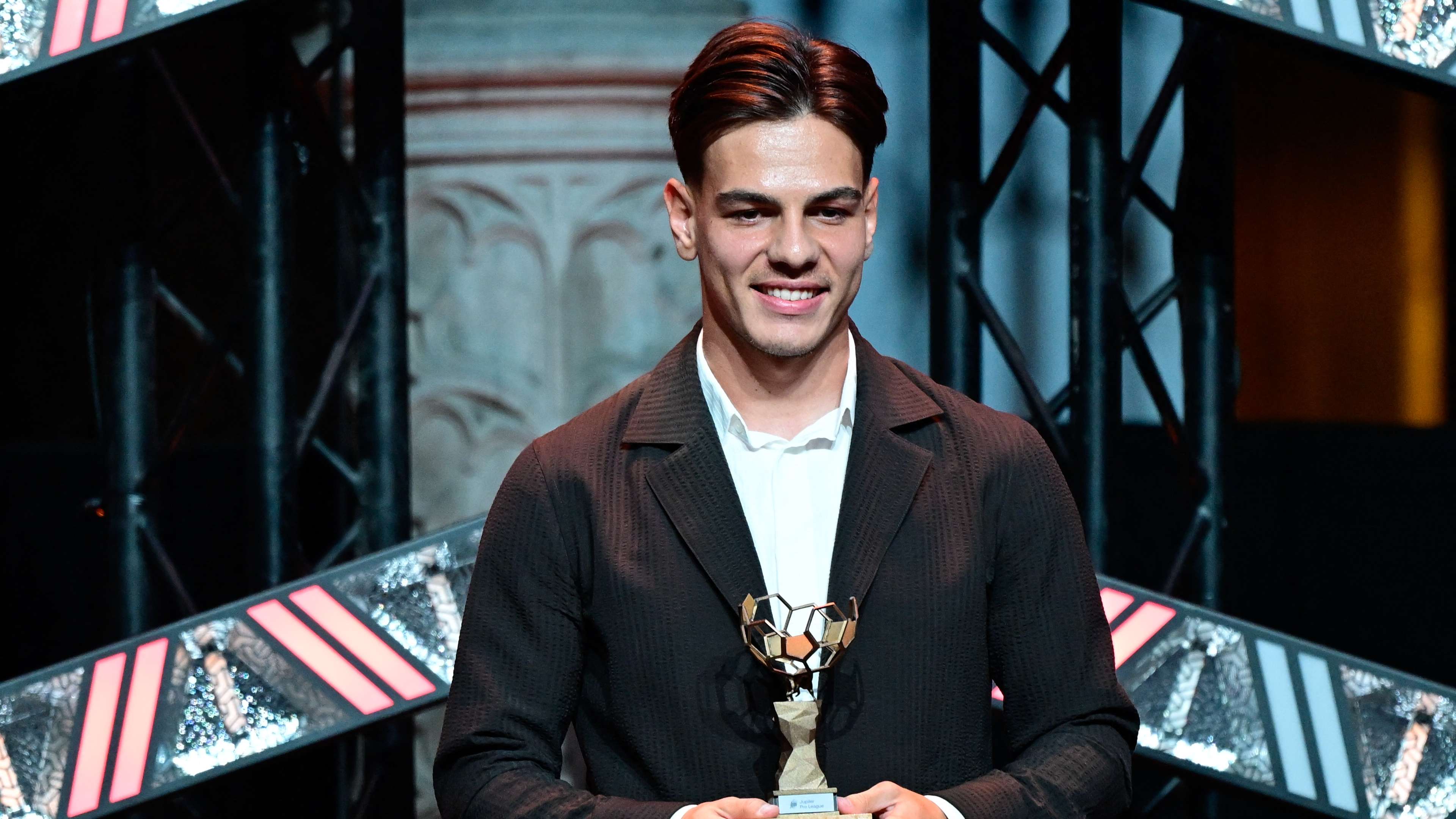 AC Milan submit offer for Club Brugge star Jashari  