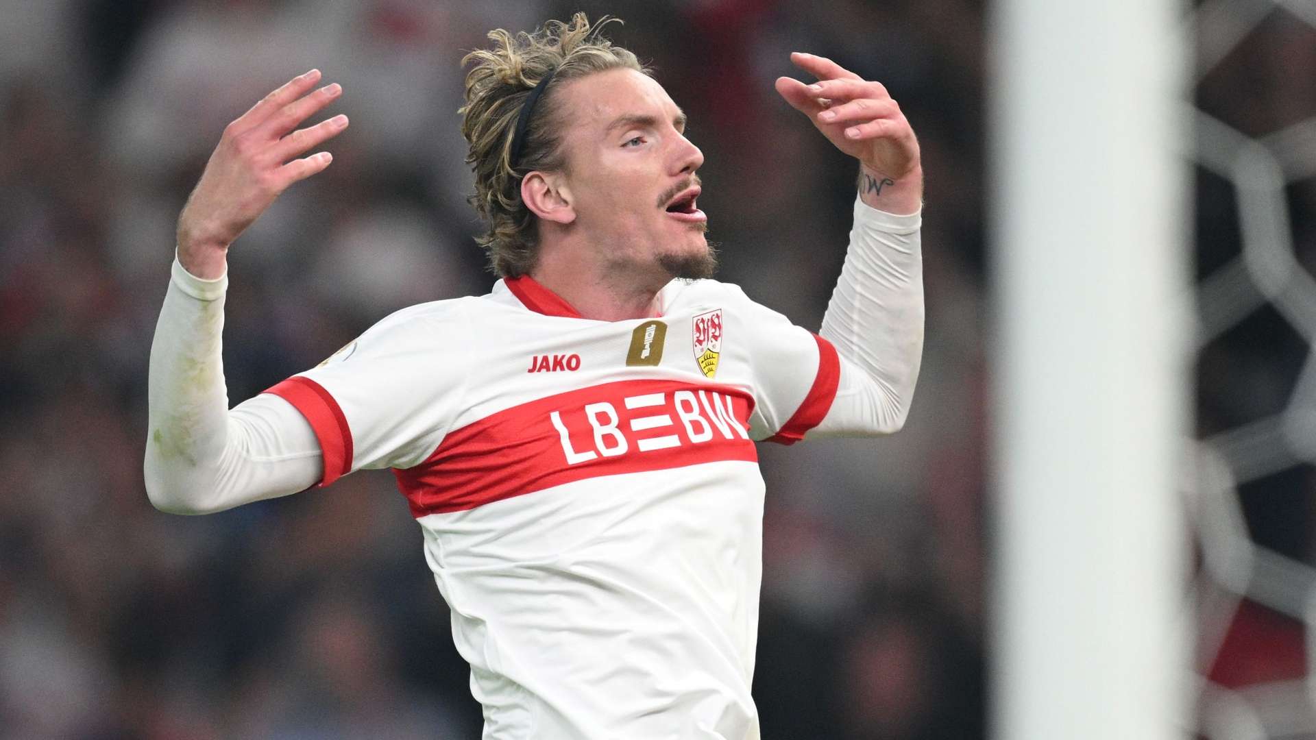 Woltemade to the Premier League? Man Utd & Newcastle challenge Bayern  