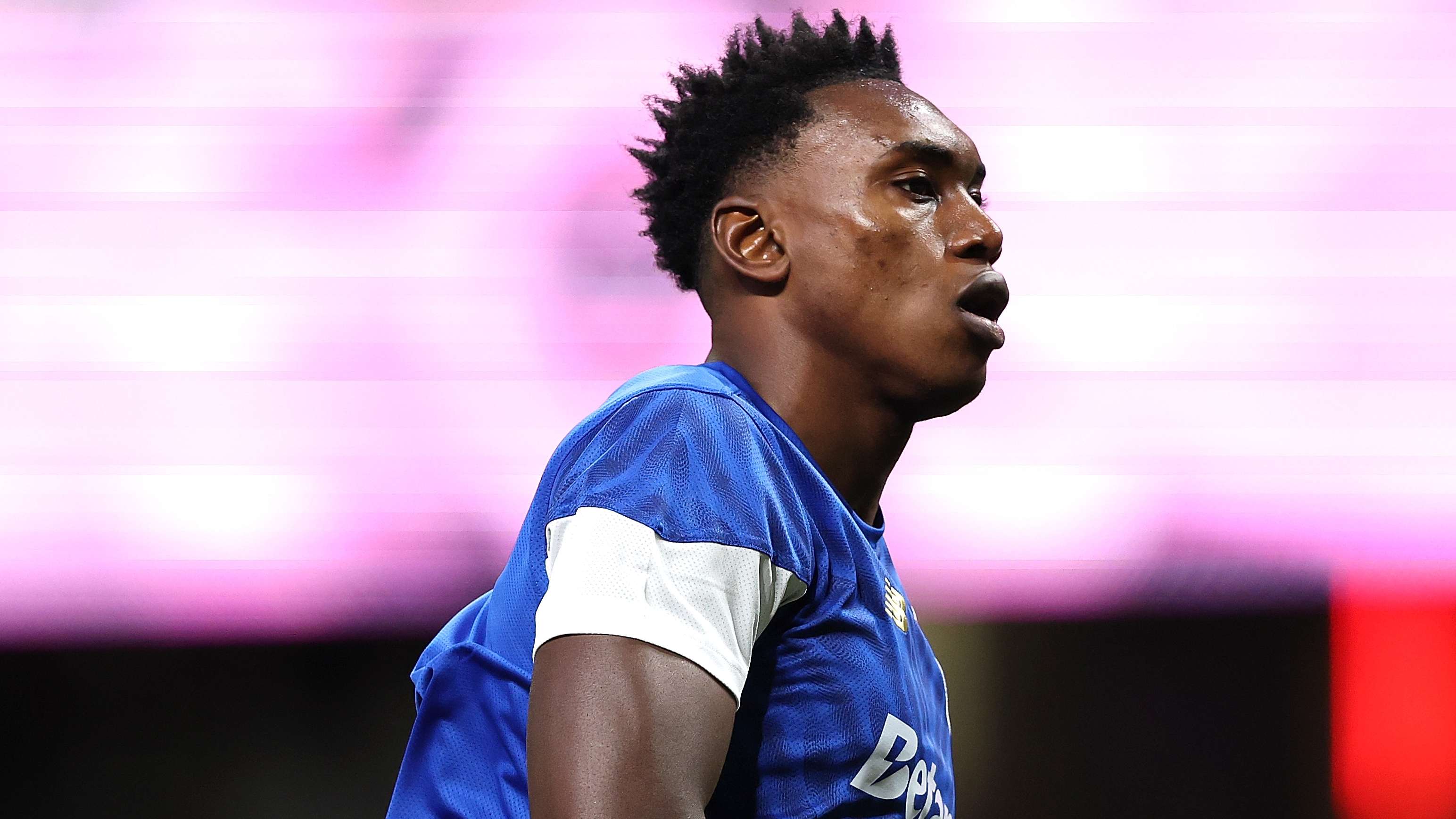 Aston Villa told must pay hefty price for Porto attacker  