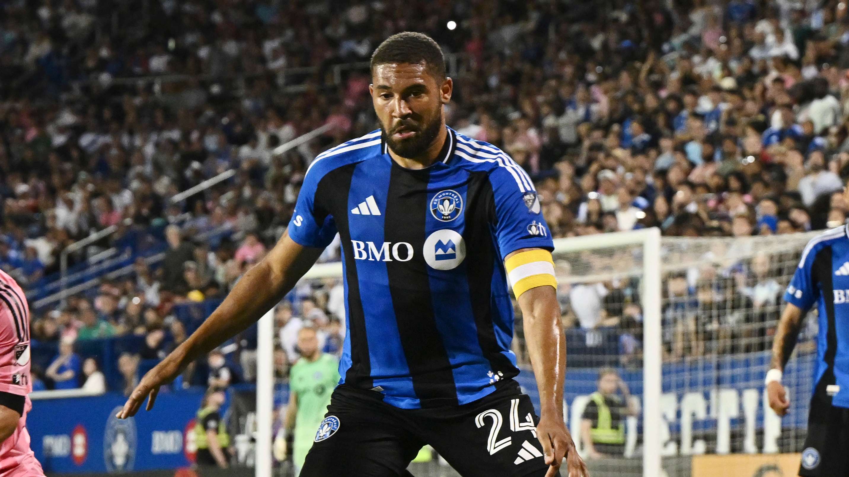 USMNT, CF MTL defender Campbell linked with West Brom move  