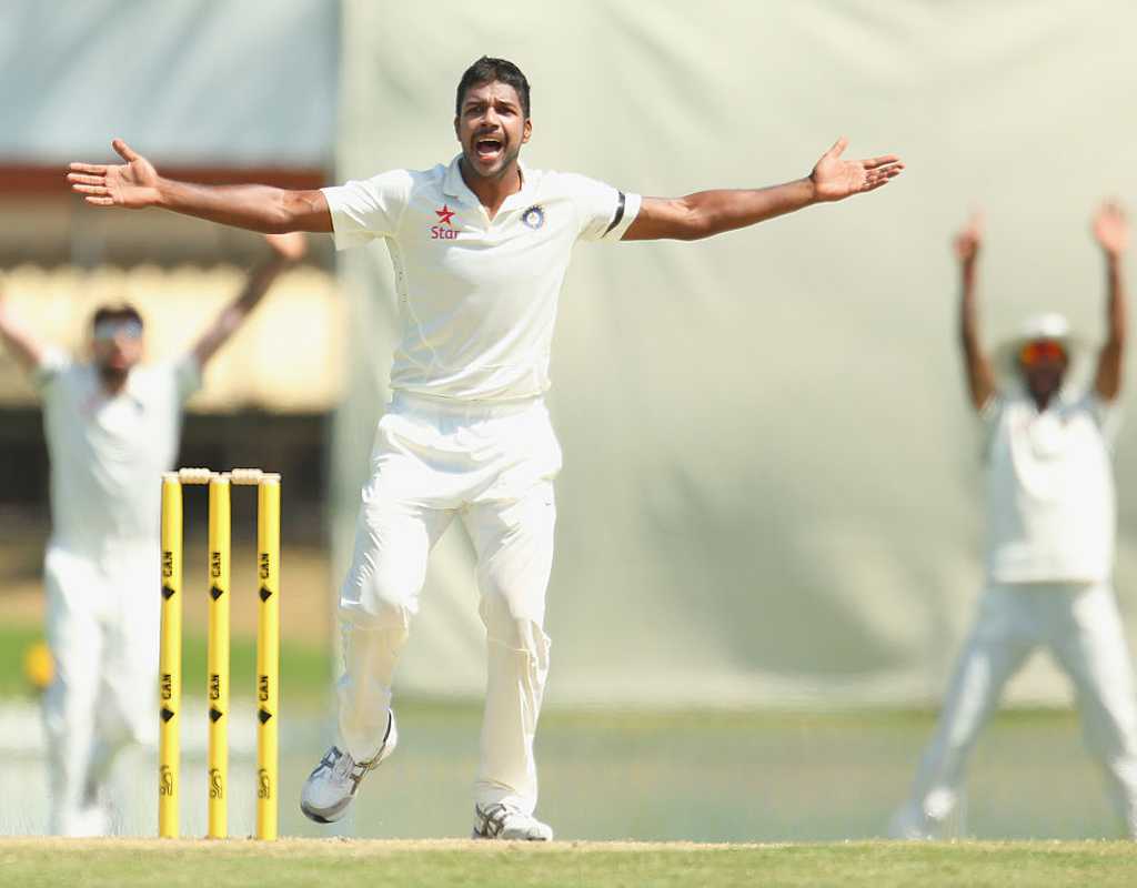 Varun Aaron named SRH bowling coach  
