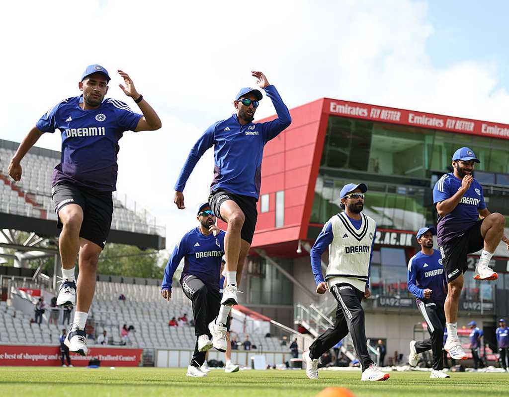 Old Trafford, old tensions, new demands  