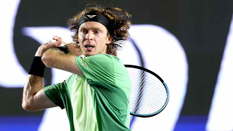 Naomi Osaka saves two match points, shocks Liudmila Samsonova in Montréal  