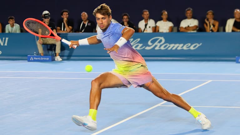 Leylah Fernandez routs Anna Kalinskaya in Washington, D.C. for biggest title of career  