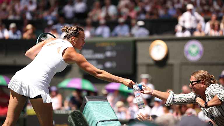 Amanda Anisimova tops Aryna Sabalenka in three-set Wimbledon semifinal  