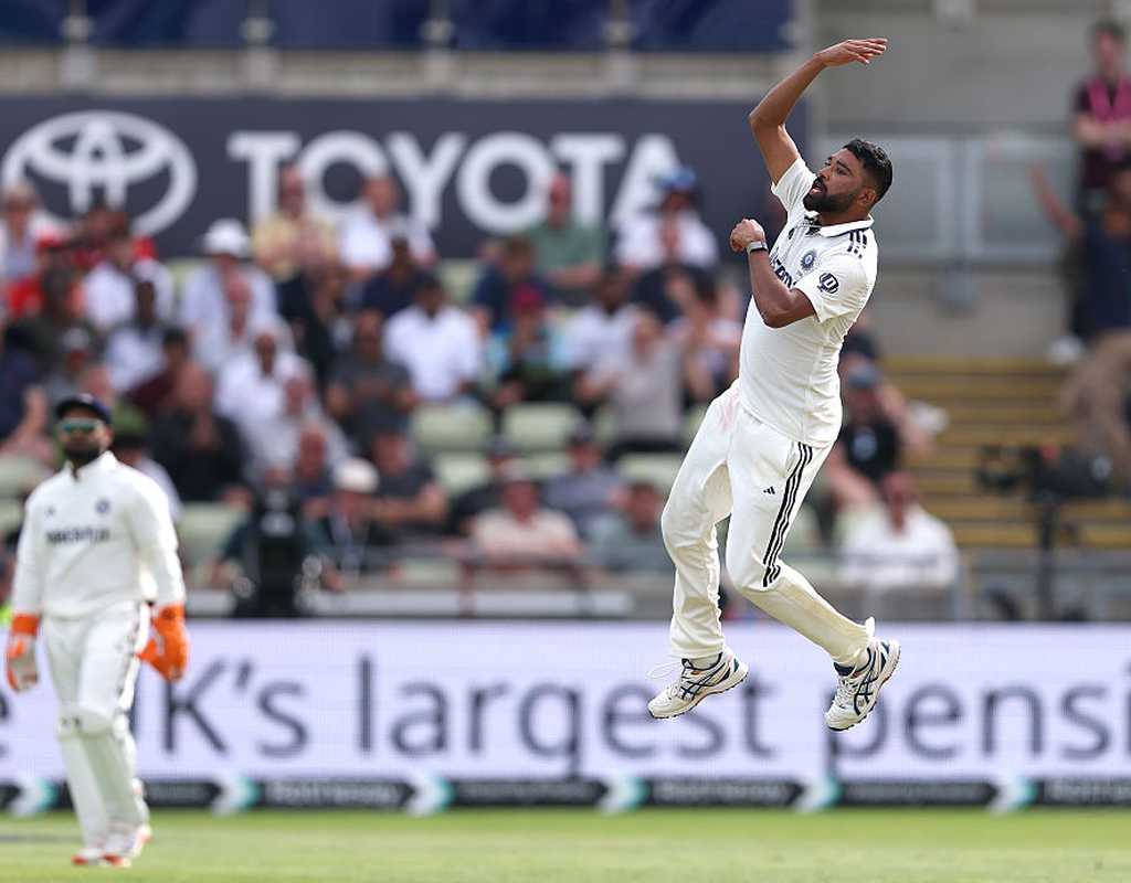 Siraj helps India get ahead after mammoth stand by Brook-Smith  