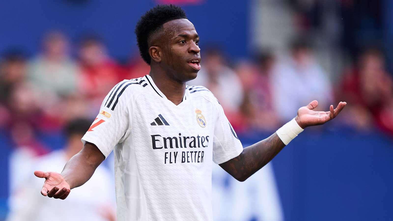 Transfers LIVE: Bayern set to sign Nicolas Jackson on loan  