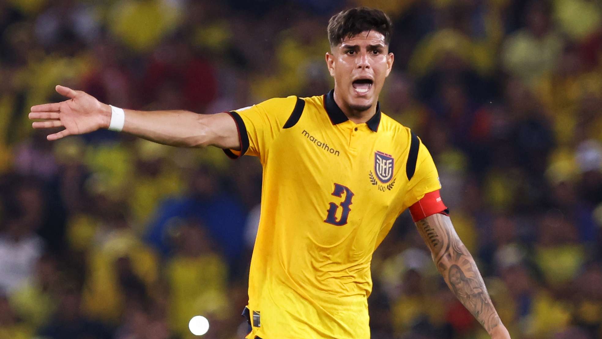 Spurs target Hincapie reacts to rival Arsenal interest  