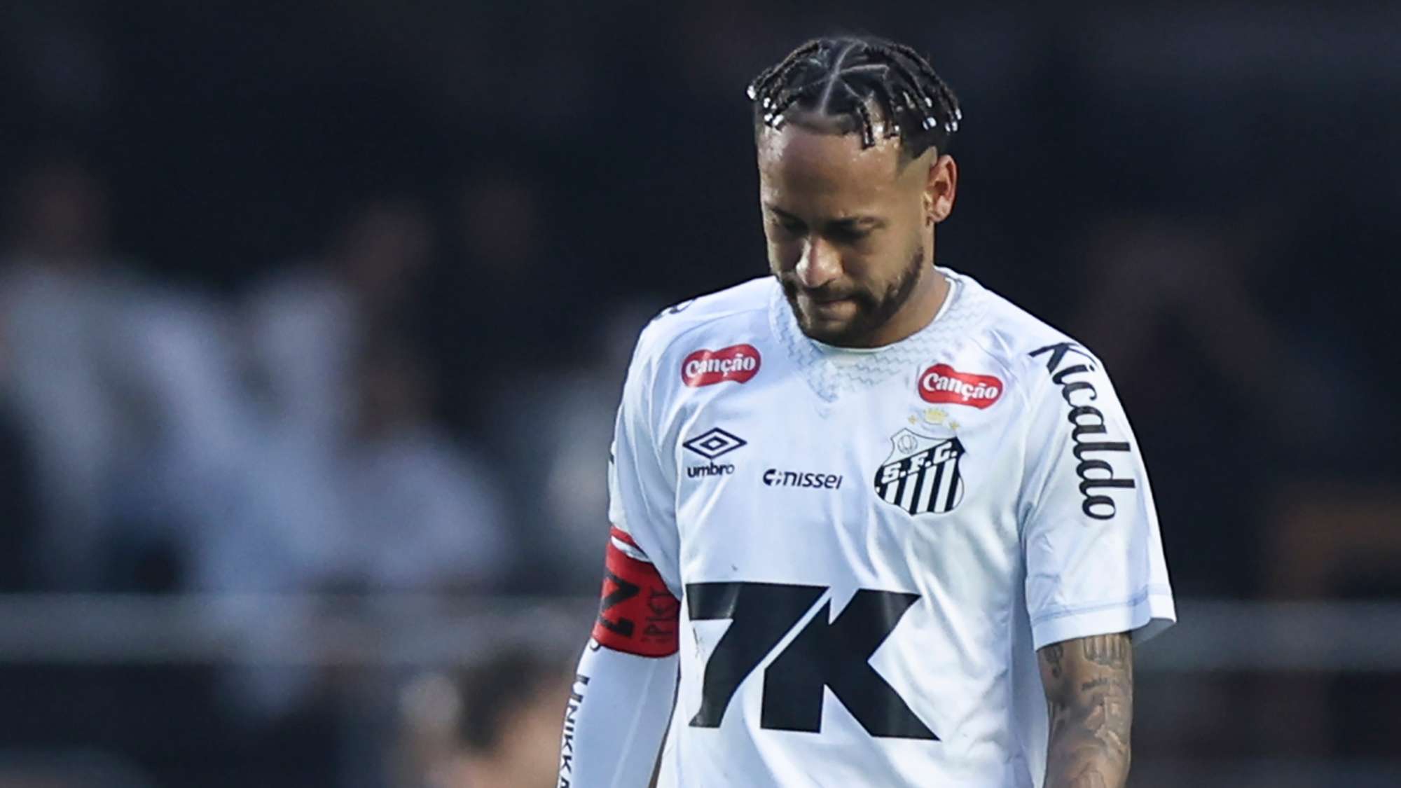 Neymar suffers new injury ahead of Brazil squad announcement  