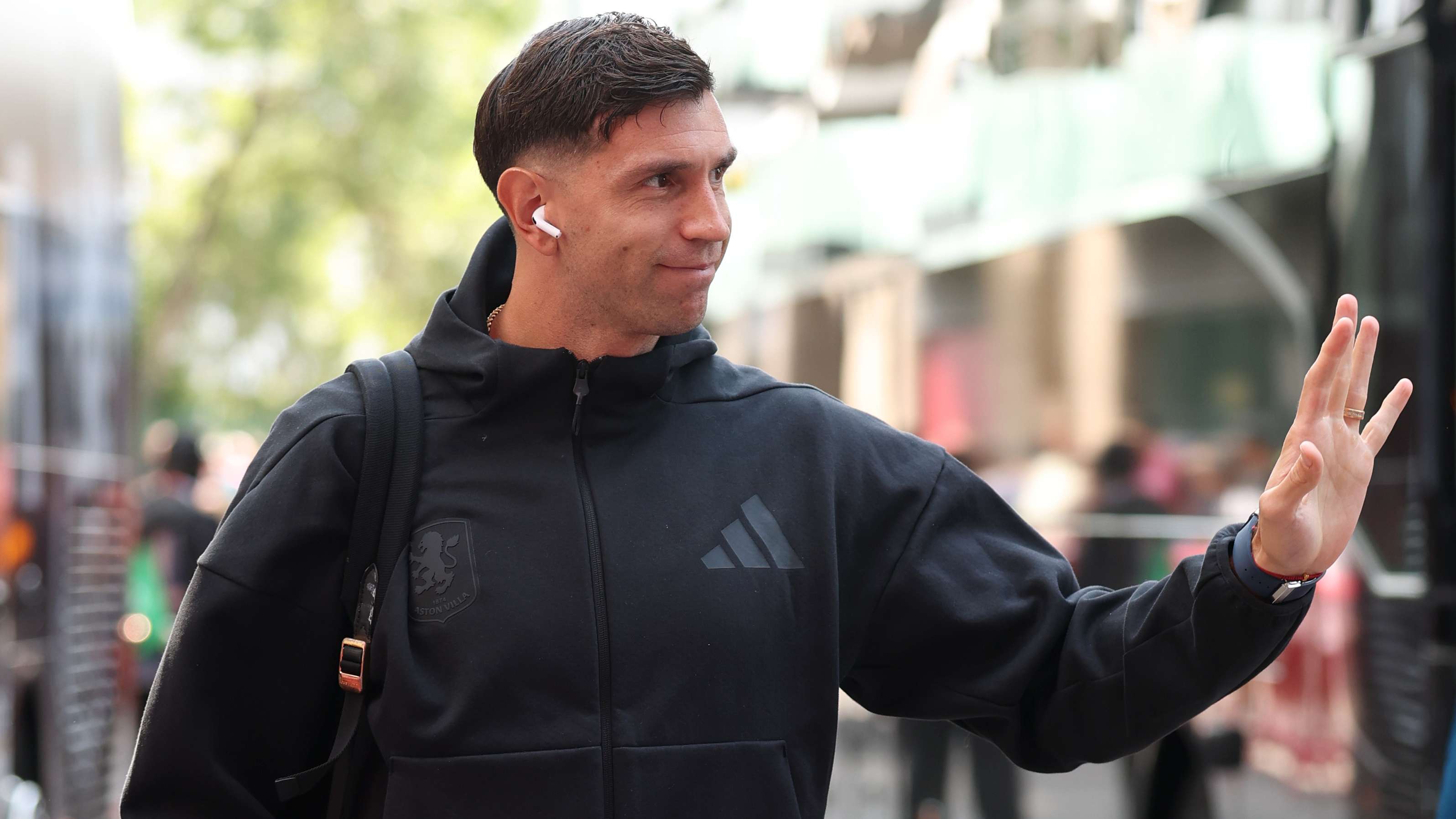 Hands off! Emery sends message to Man Utd with big Martinez call  