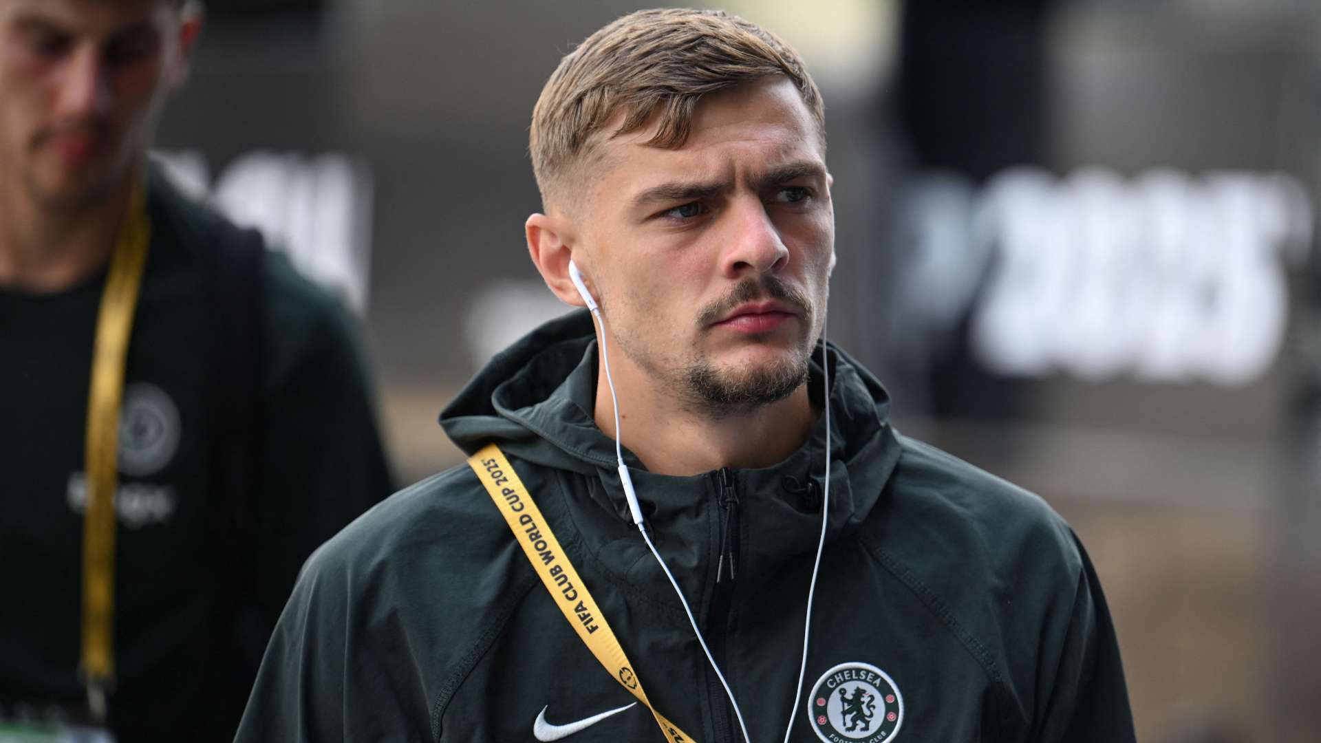 Dewsbury-Hall leaves Chelsea for Everton after just one season  