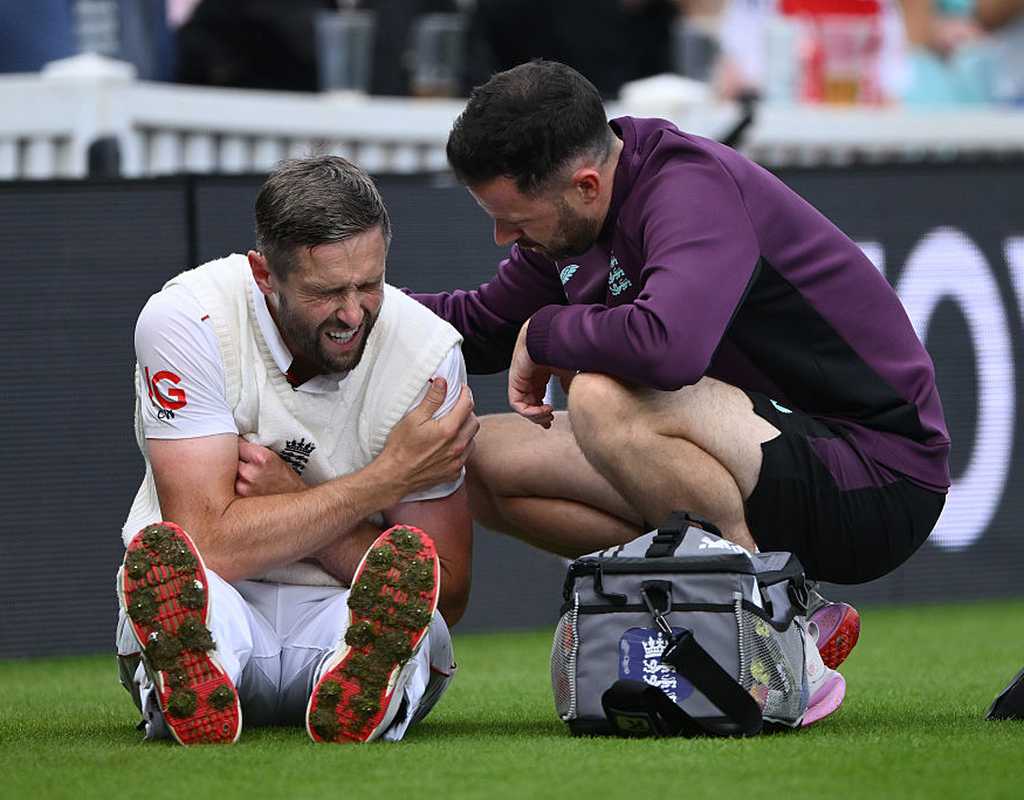 Woakes ruled out of remainder of Oval Test  