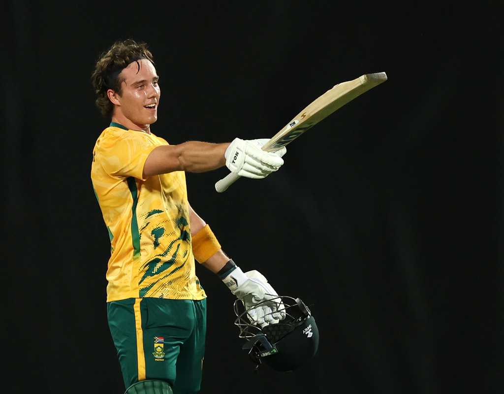 Brevis blitz powers South Africa to series-levelling win in Darwin  