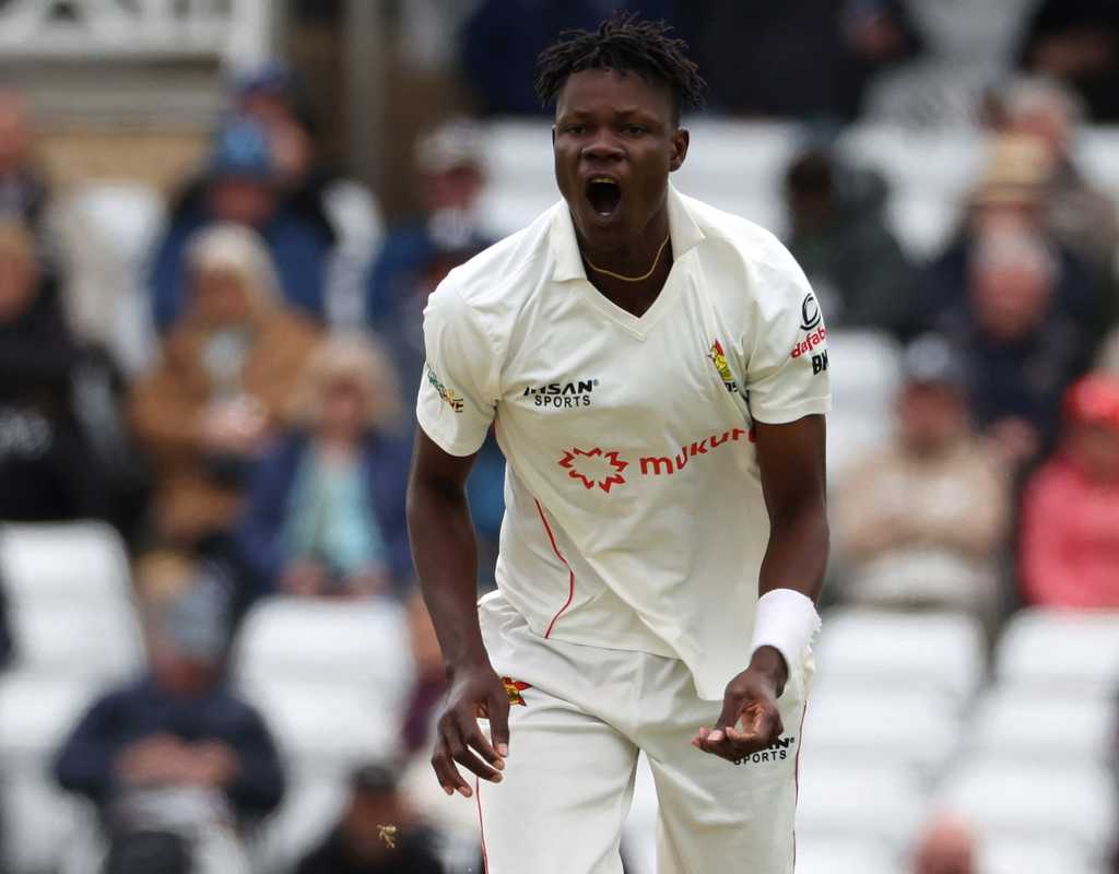 Daryl Mitchell stands tall as Zimbabwe fight back on Day 2  