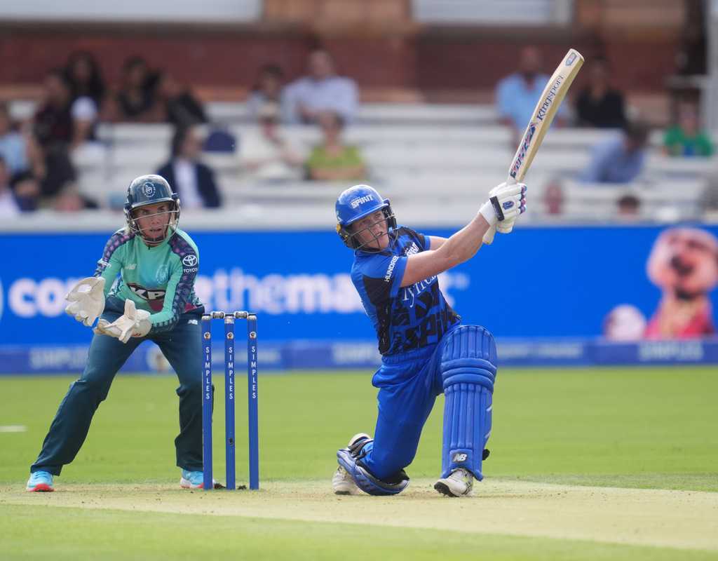 Harris outshines Lanning as Spirit down Invincibles in London derby  