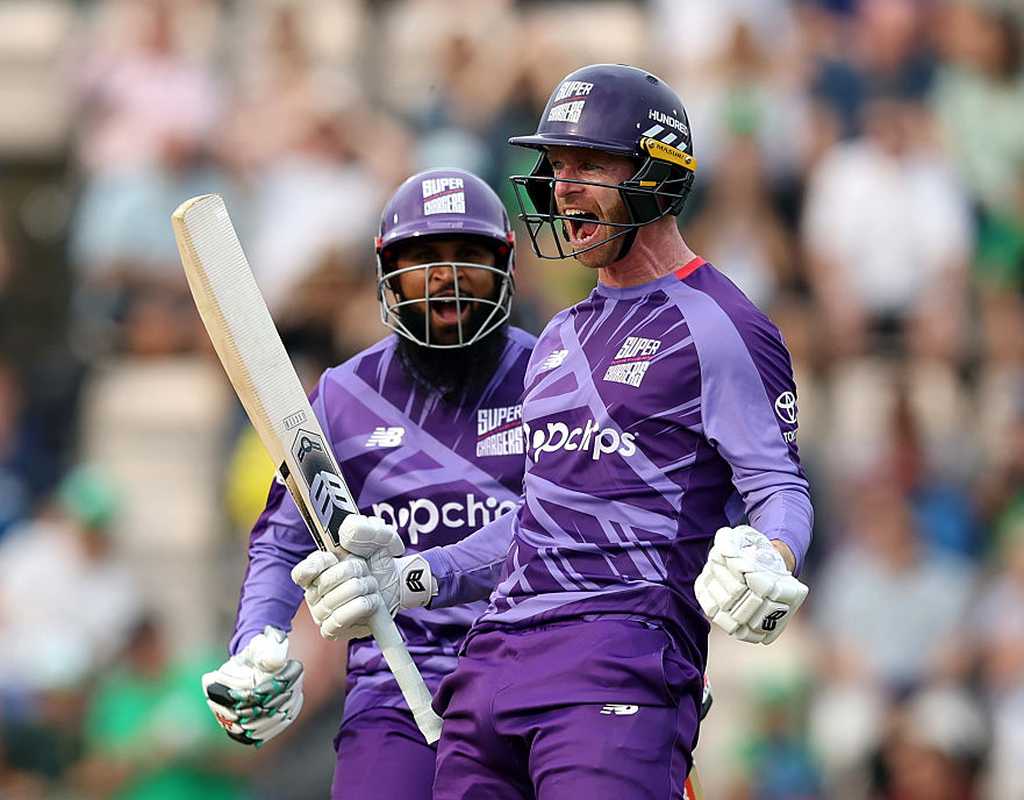 Clark's final-ball heroics halt Brave's perfect start  