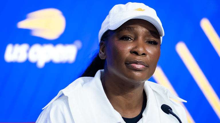 "I wanted to cry!" Renata Zarazua leans on mom before stunning Madison Keys at US Open  