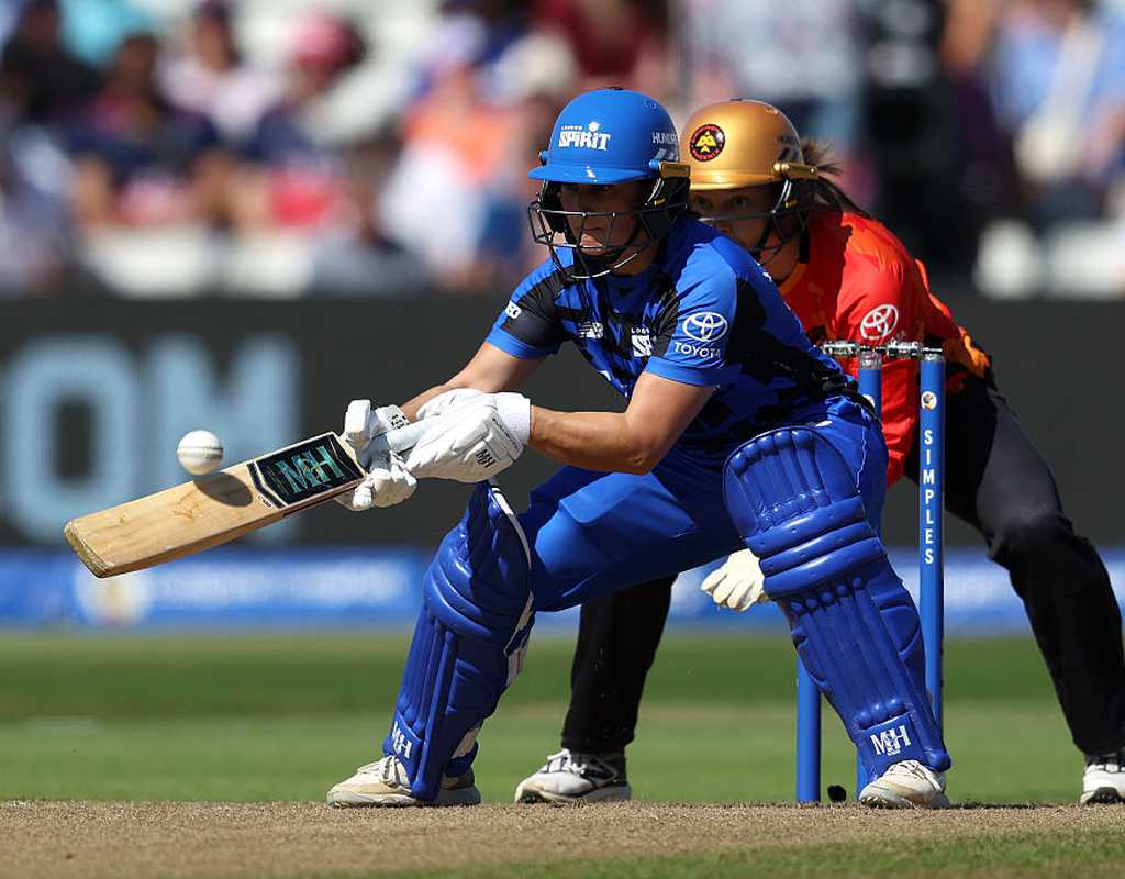 London Spirit crush Birmingham Phoenix by record margin  