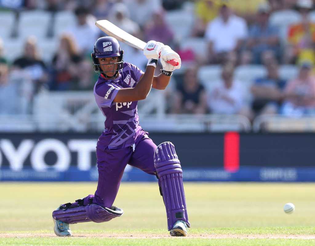 Perrin stars in modest chase to leave Rockets winless  