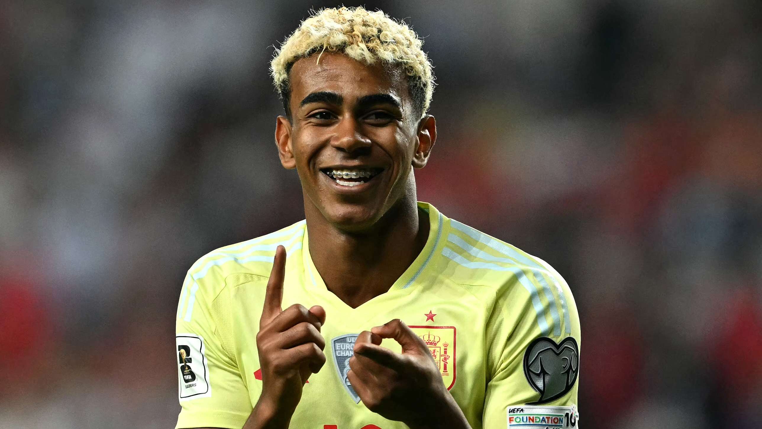 Tennis legend issues warning to Yamal after setting off 'alarm bells'  